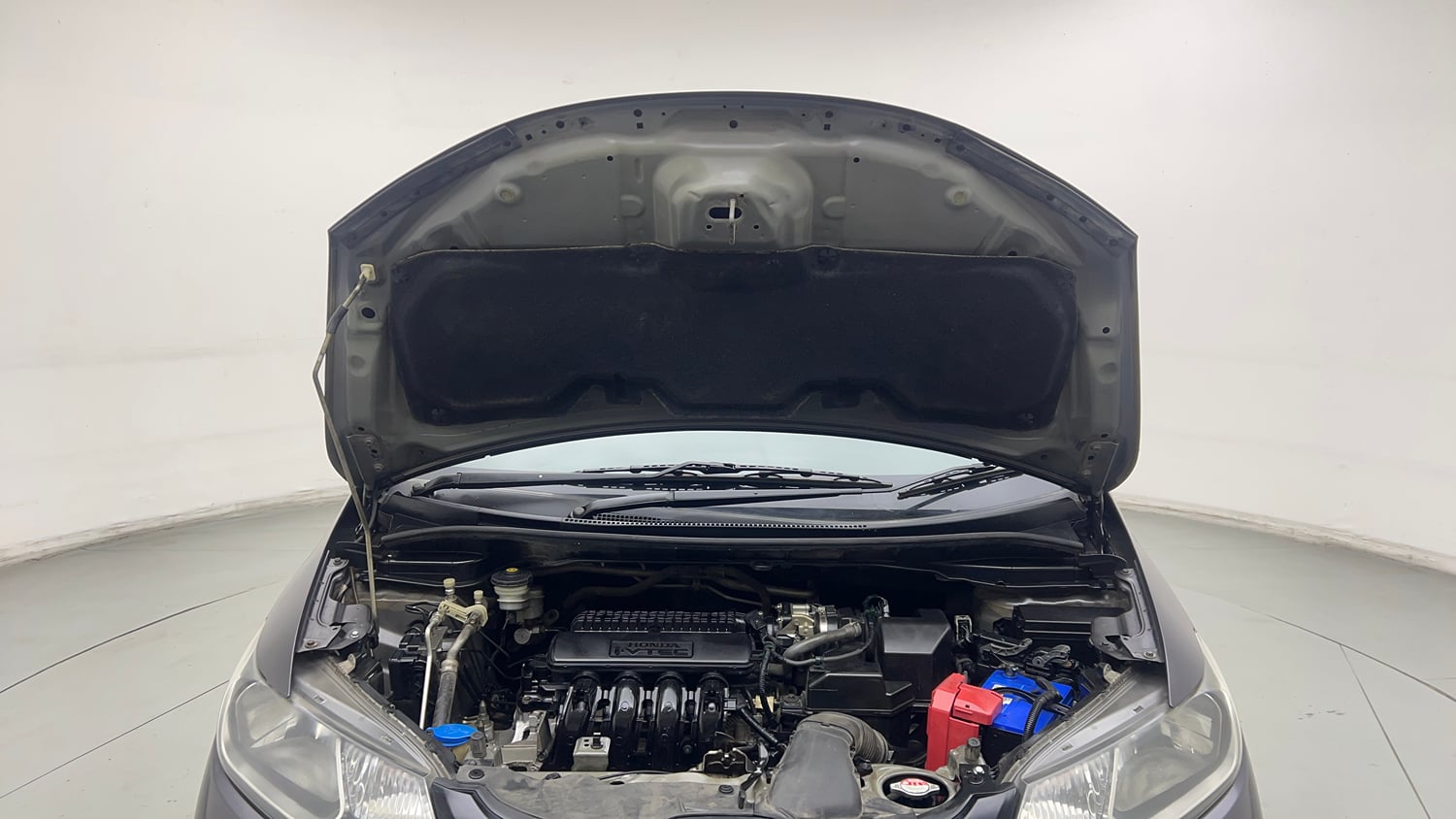 Used 2019 Honda Jazz VX CVT Petrol Petrol Automatic engine ENGINE & BONNET OPEN FRONT VIEW
