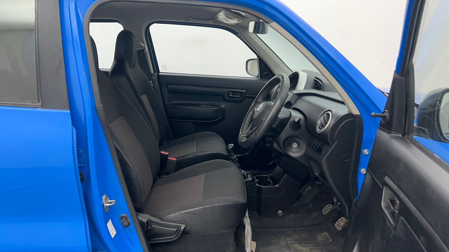 Used 2020 Maruti Suzuki S-Presso VXi Plus Petrol Manual interior RIGHT SIDE FRONT DOOR CABIN VIEW