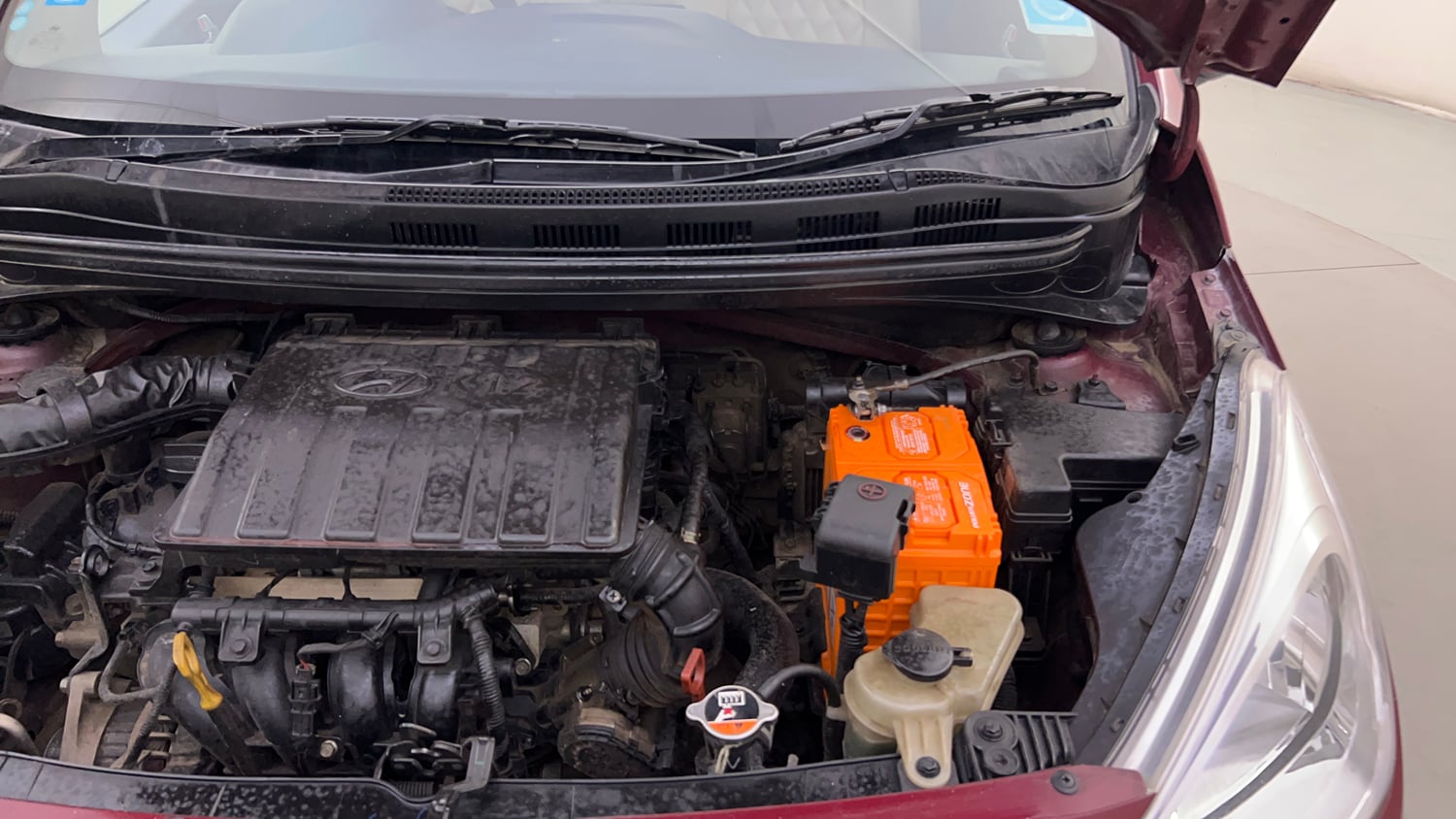 Used 2016 Hyundai Grand i10 Asta AT 1.2 Kappa VTVT (O) Petrol Automatic engine ENGINE LEFT SIDE HINGE & APRON VIEW
