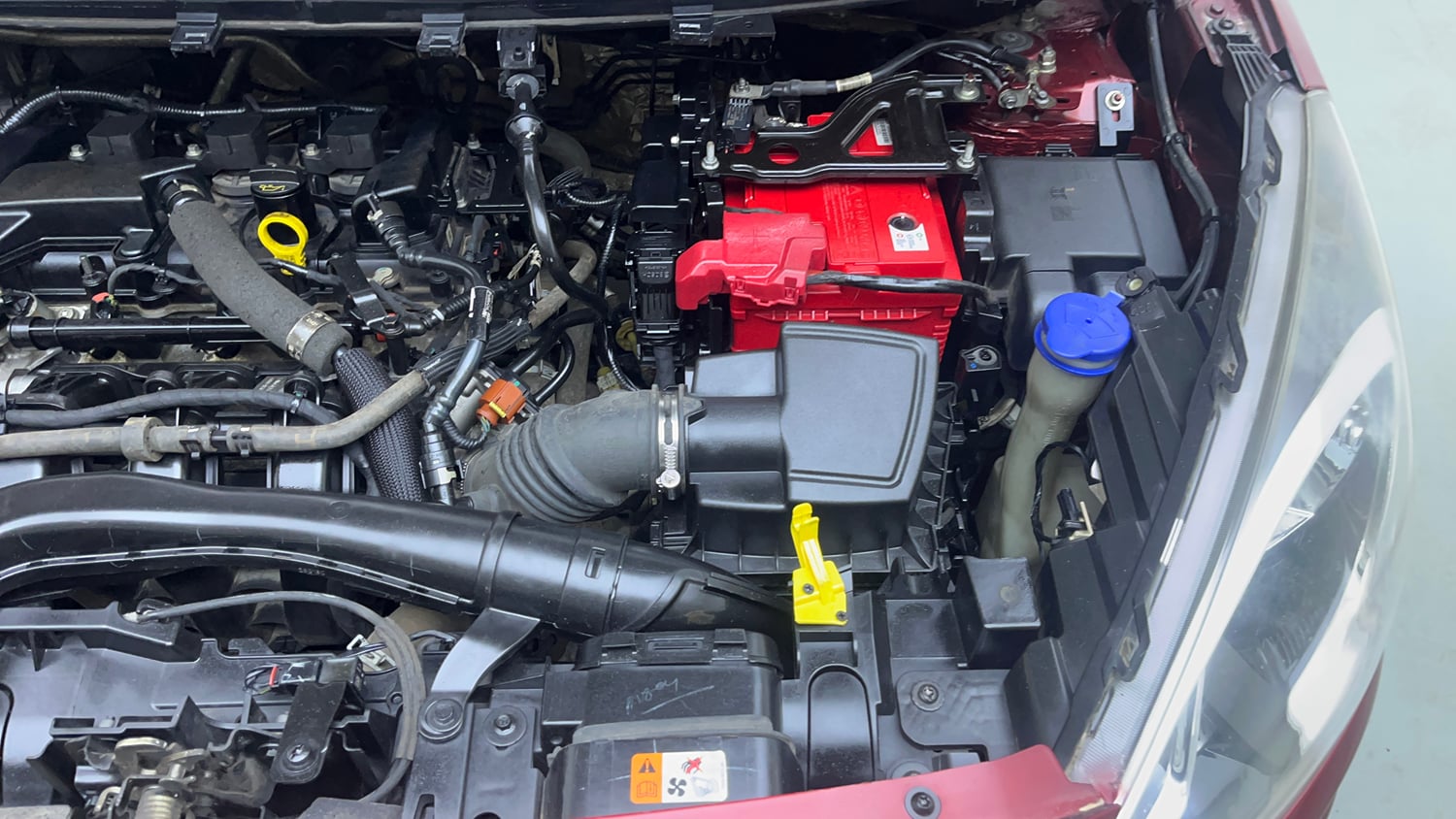 Used 2019 Ford Freestyle Titanium 1.2 Ti-VCT Petrol Manual engine ENGINE LEFT SIDE VIEW