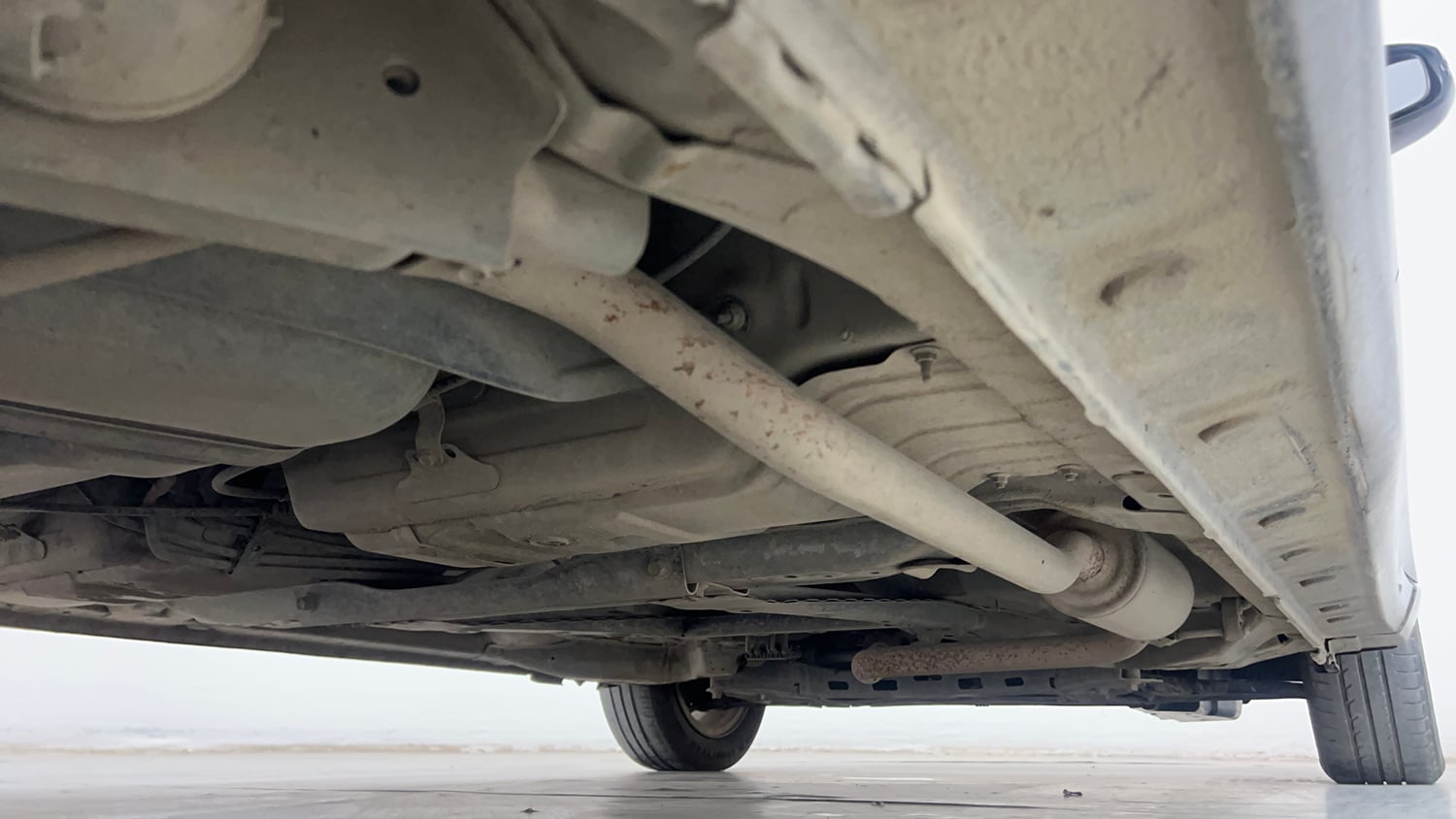 Used 2016 Honda City V Petrol Manual extra REAR RIGHT UNDERBODY VIEW