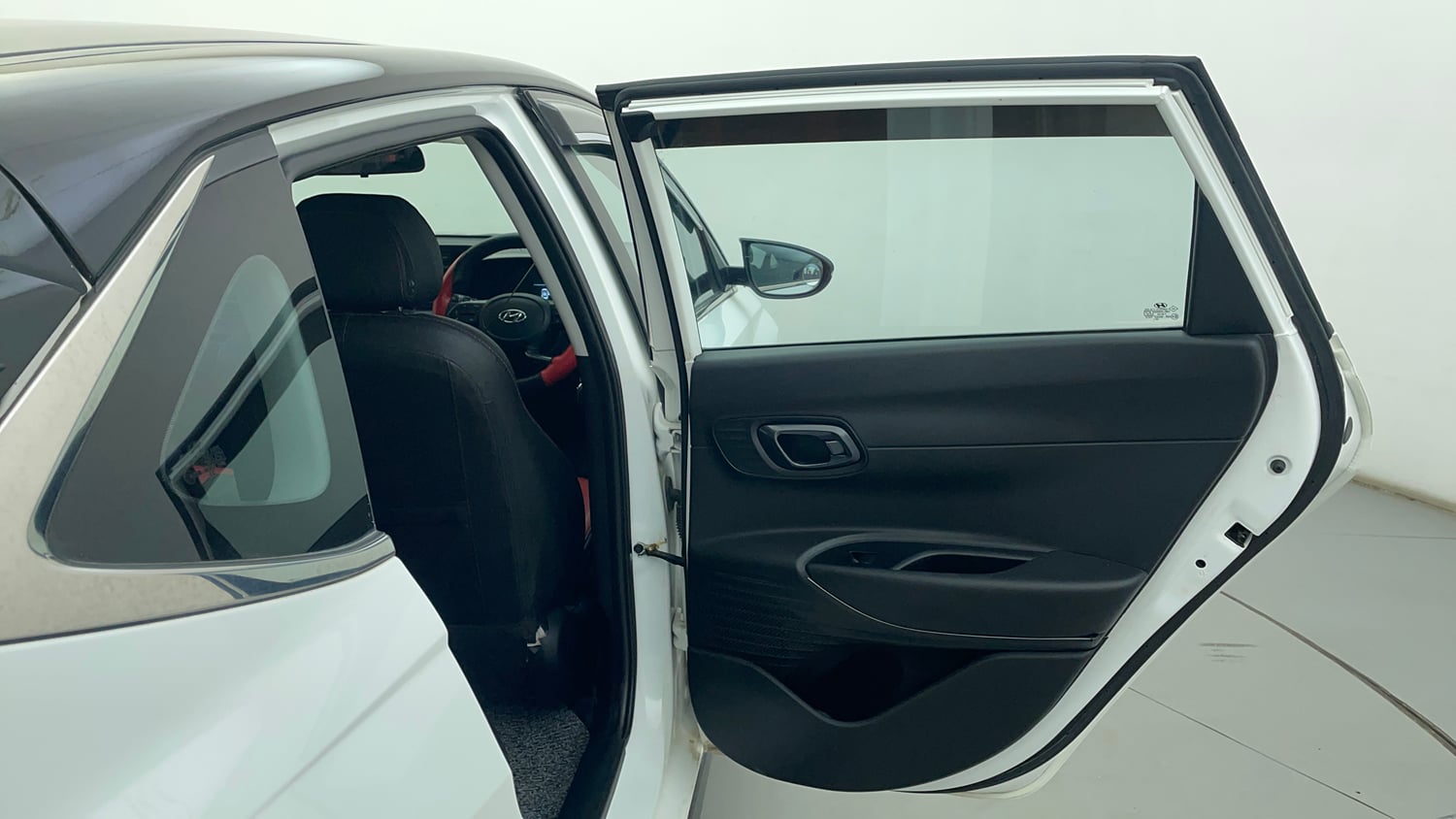 Used 2023 Hyundai i20 Sportz 1.2 MT Dual Tone Petrol Manual interior RIGHT REAR DOOR OPEN VIEW