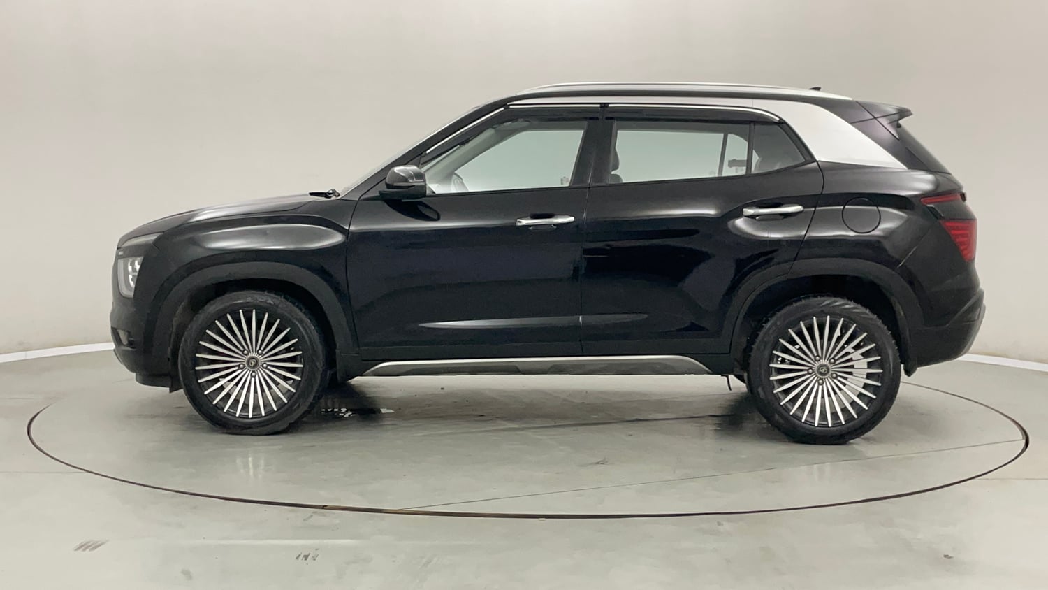 Used 2021 Hyundai Creta SX 1.5 Petrol Petrol Manual exterior LEFT SIDE VIEW