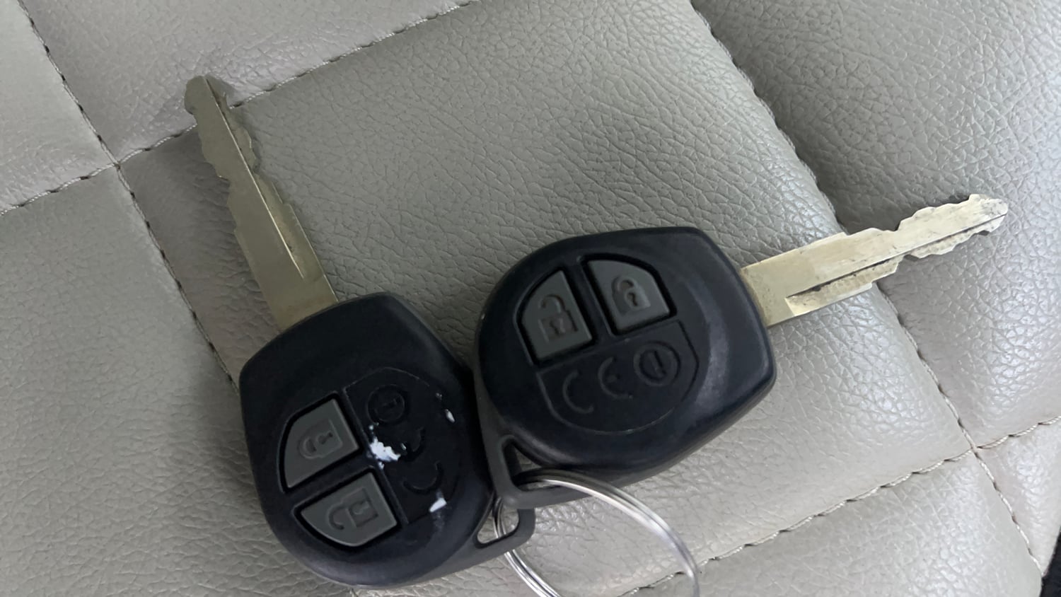 Used 2021 Maruti Suzuki Wagon R 1.0 VXi 1.0 Petrol Manual extra CAR KEY VIEW