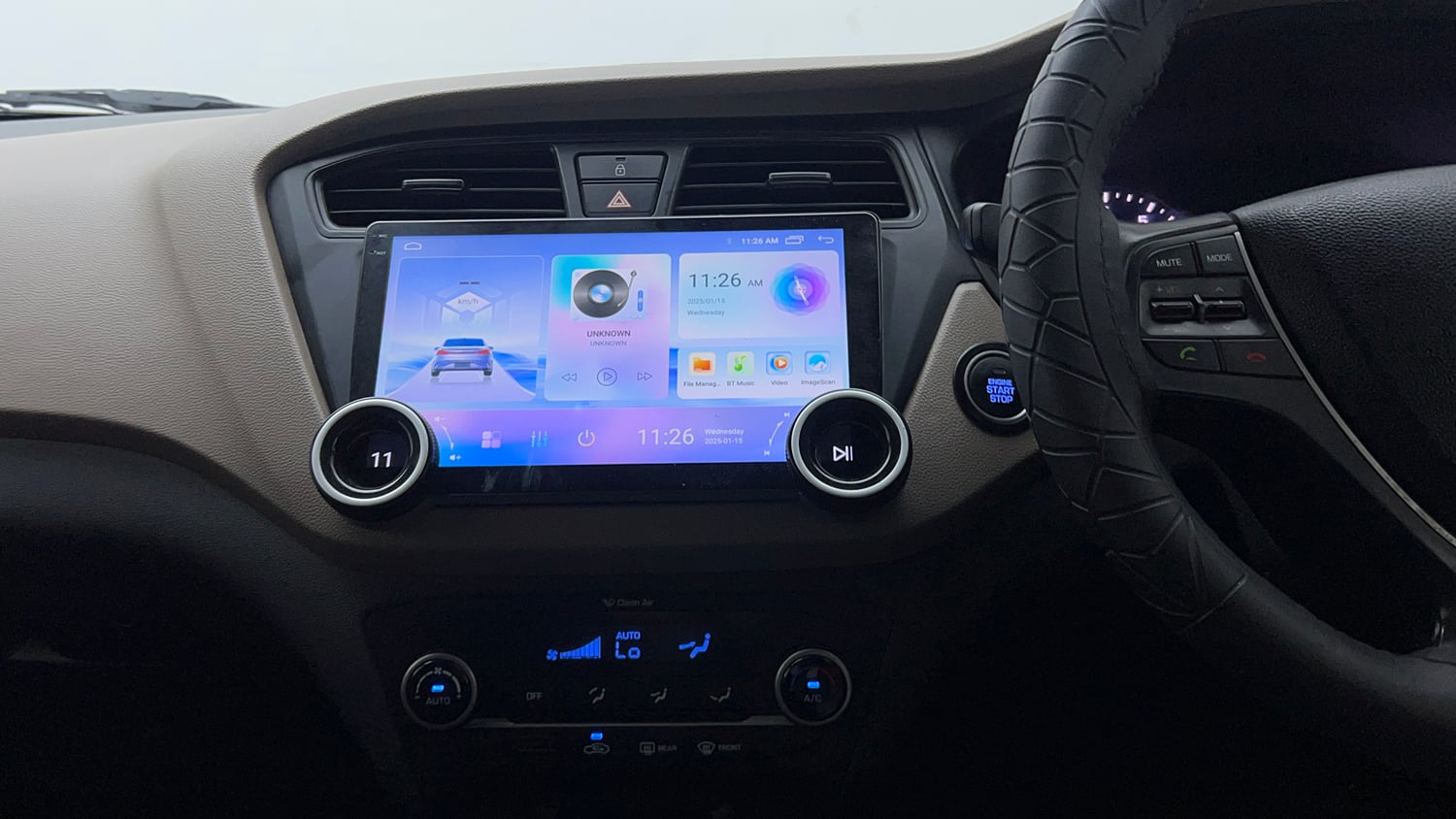 Used 2015 Hyundai Elite i20 Asta 1.2 Petrol Manual interior MUSIC SYSTEM & AC CONTROL VIEW