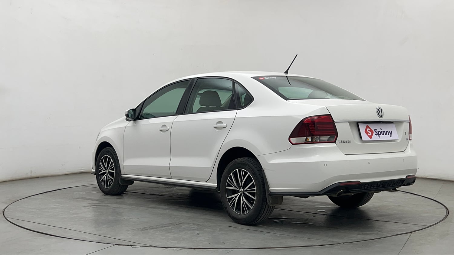 Used 2022 Volkswagen Vento Highline 1.0L TSI Petrol Manual exterior LEFT REAR CORNER VIEW