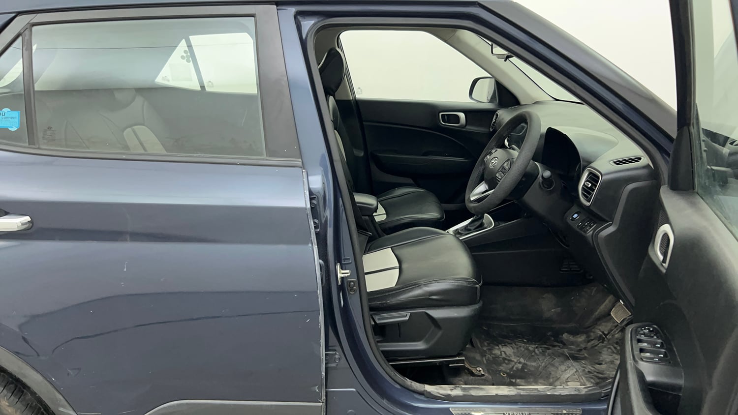 Used 2019 Hyundai Venue SX Plus 1.0 Turbo DCT Petrol Automatic interior RIGHT SIDE FRONT DOOR CABIN VIEW