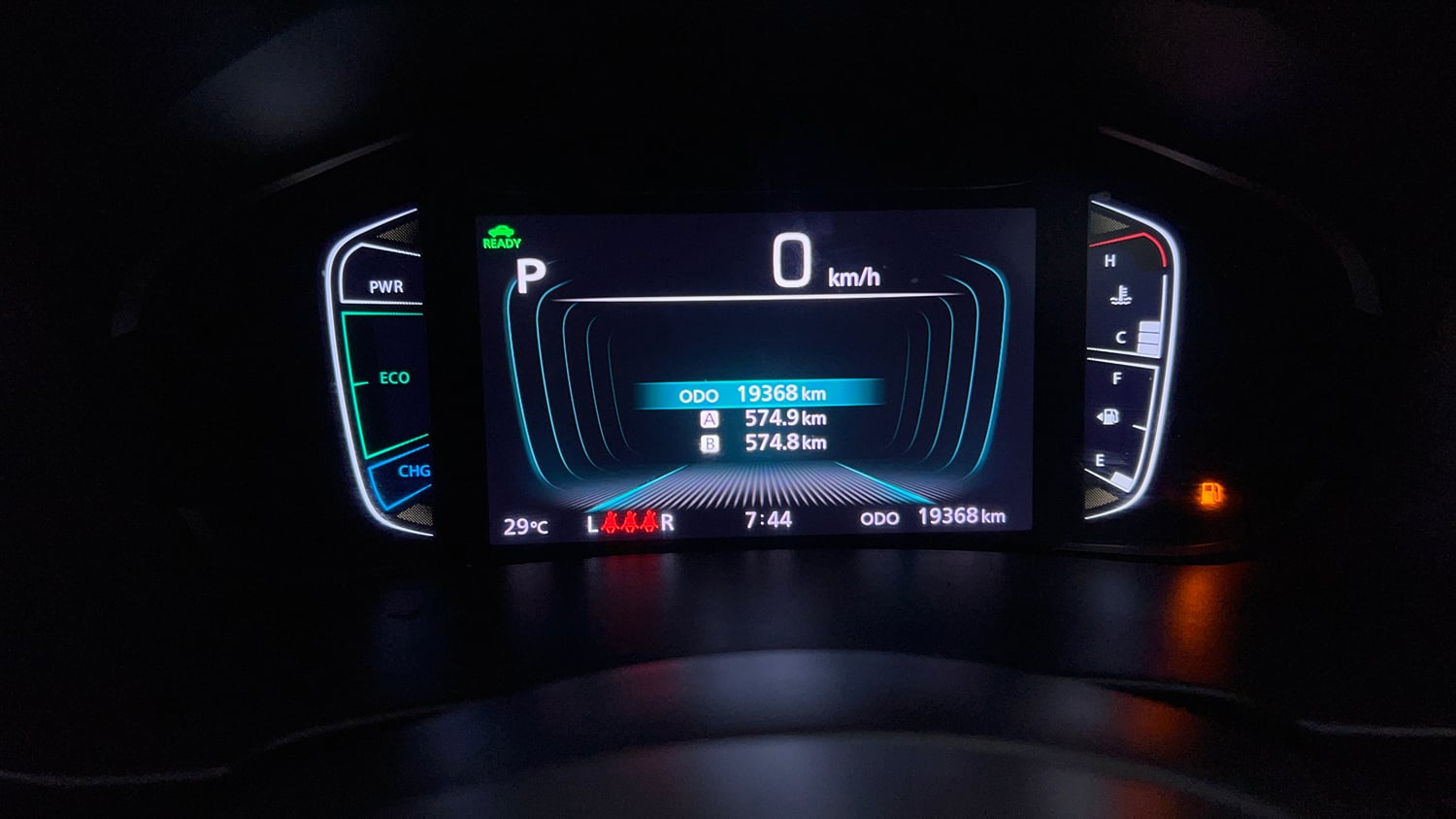 Used 2024 Toyota Urban Cruiser Hyryder V Hybrid Dual Tone Hybrid Automatic interior CLUSTERMETER VIEW