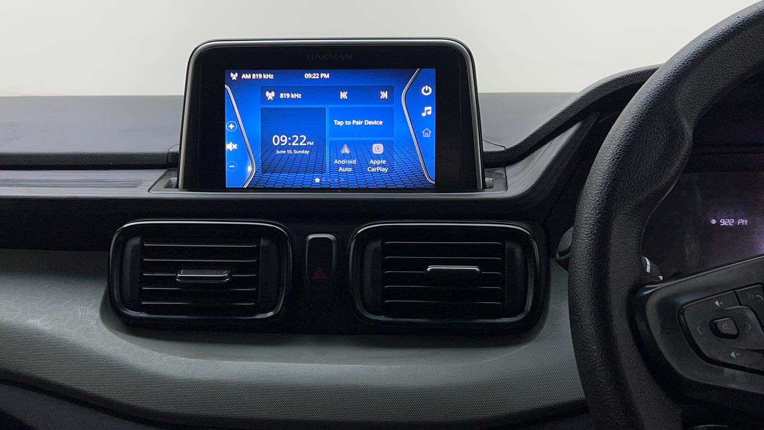 Used 2023 Tata Punch Adventure Rhythm iCNG Cng Manual top_features Integrated (in-dash) music system
