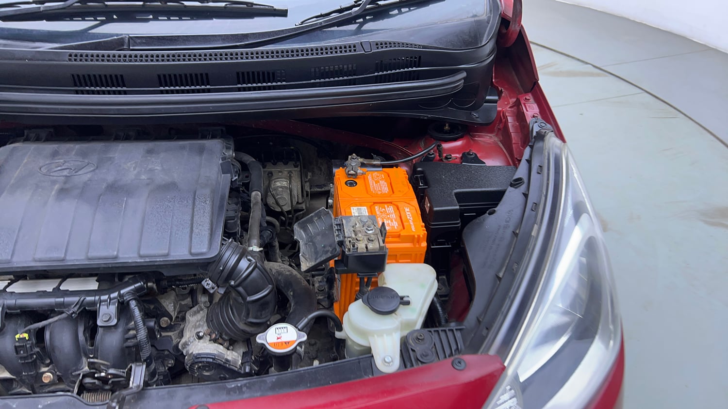 Used 2015 Hyundai Xcent SX 1.2 Petrol Manual engine ENGINE LEFT SIDE VIEW