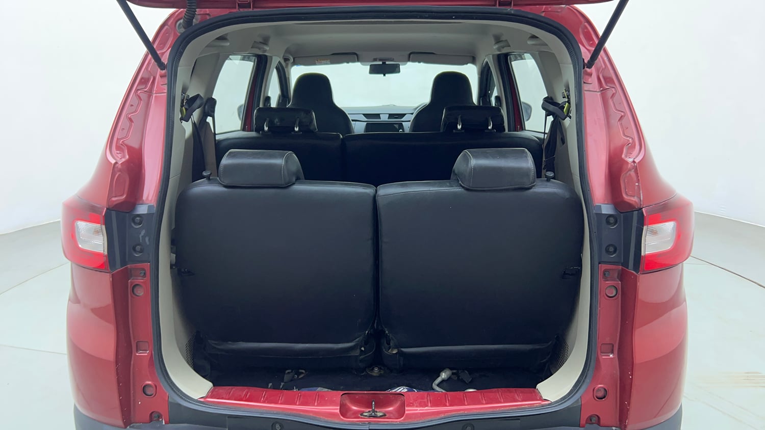 Used 2020 Renault Triber RXT Petrol Manual interior DICKY INSIDE VIEW