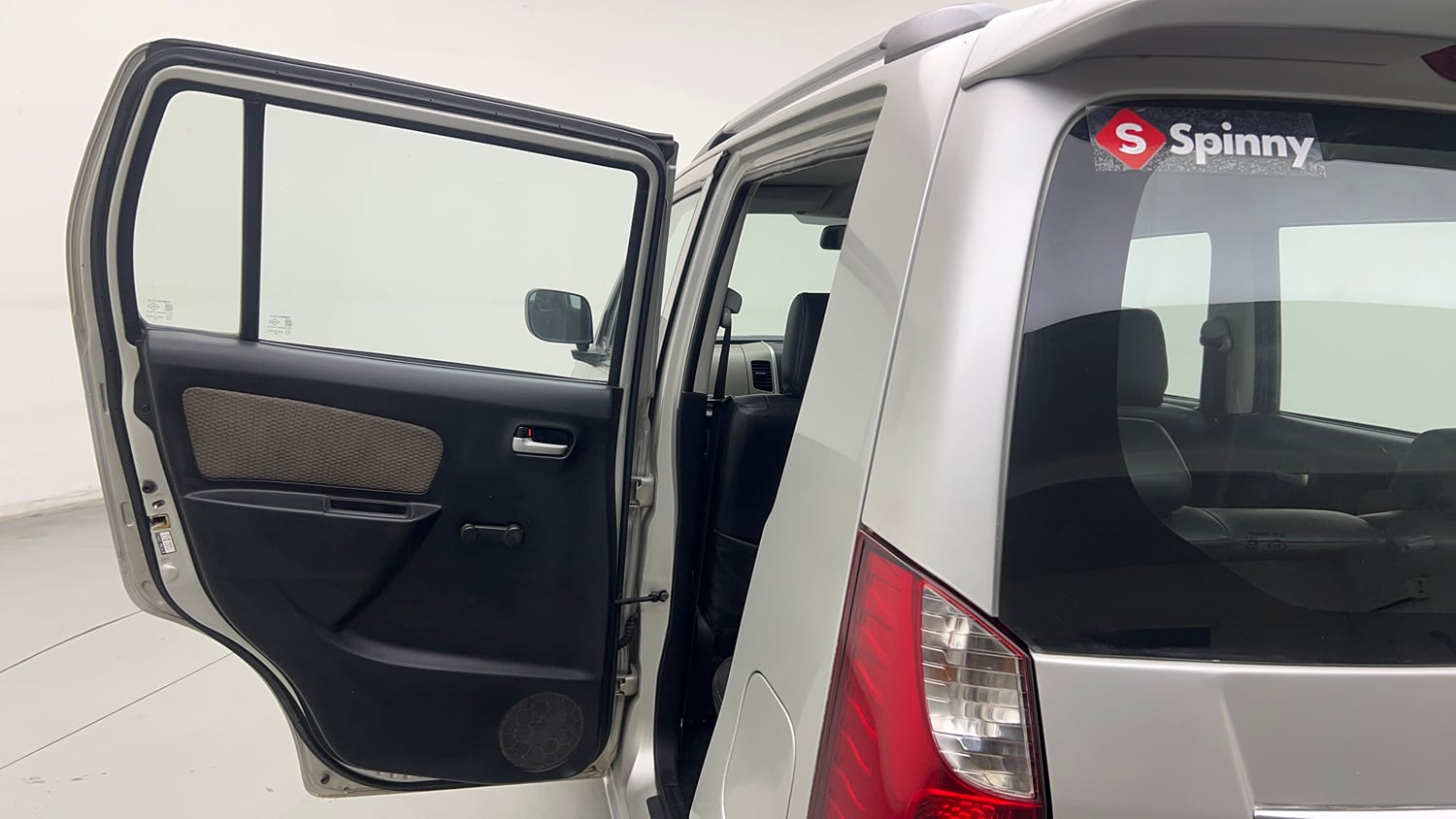 Used 2015 Maruti Suzuki Wagon R LXI Petrol Manual interior LEFT REAR DOOR OPEN VIEW