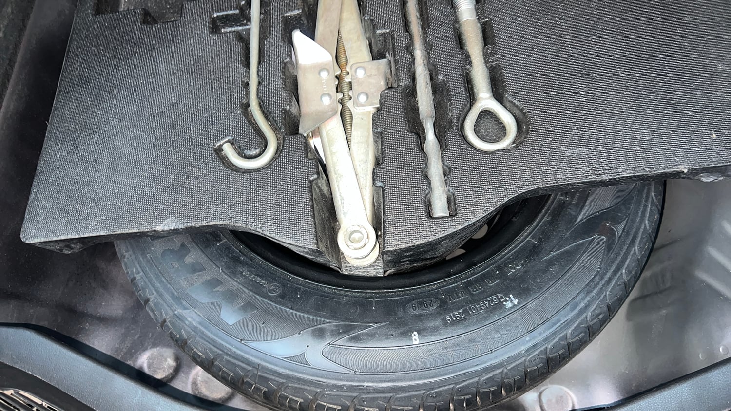Used 2019 Honda Jazz VX CVT Petrol Petrol Automatic tyres SPARE TYRE VIEW