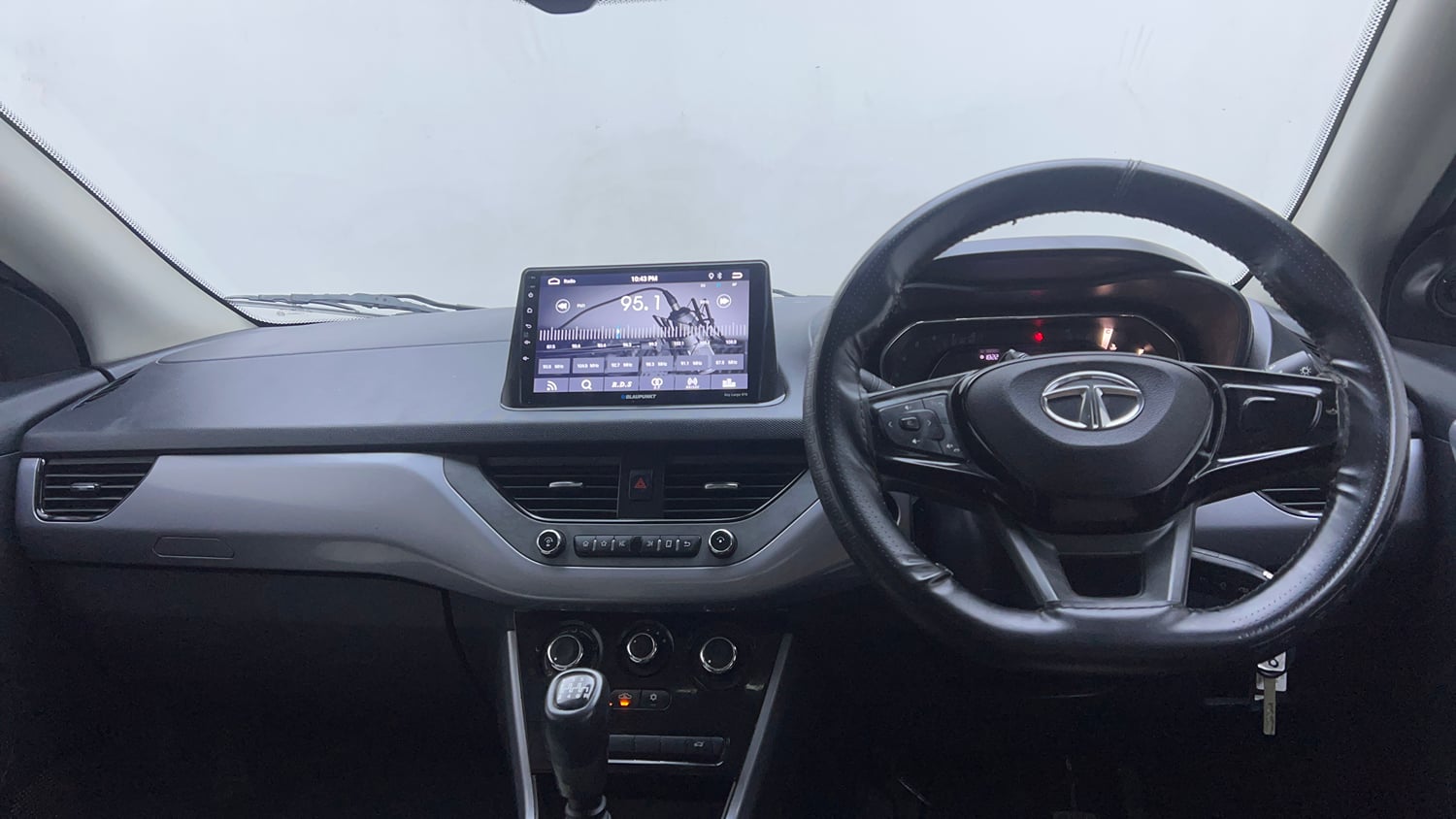 Used 2022 Tata Nexon XM (S) Diesel Diesel Manual interior DASHBOARD VIEW