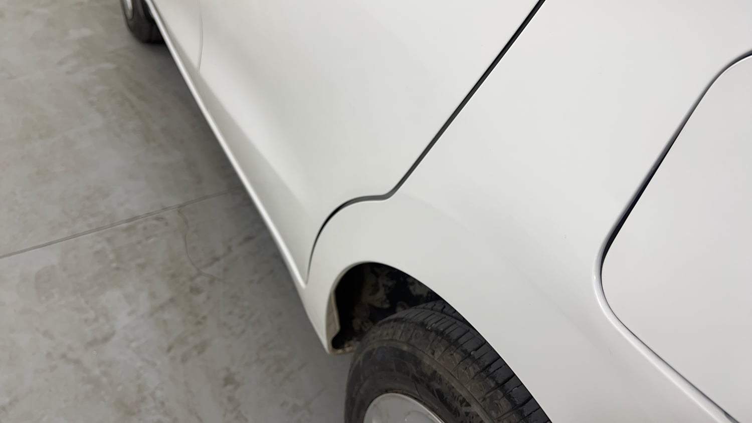 Used 2015 Maruti Suzuki Celerio VXi AMT Petrol Automatic dents MINOR SCRATCH