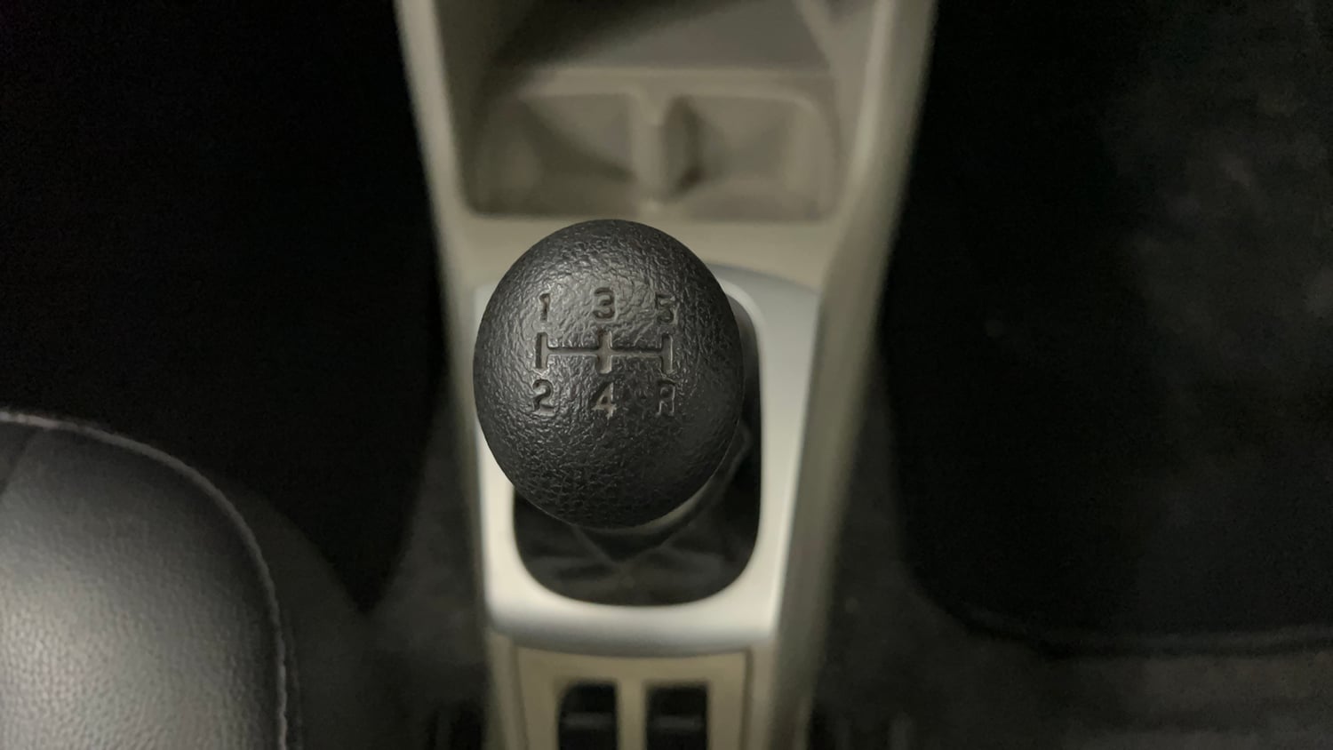 Used 2015 Maruti Suzuki Alto K10 VXi Petrol Manual interior GEAR  KNOB VIEW