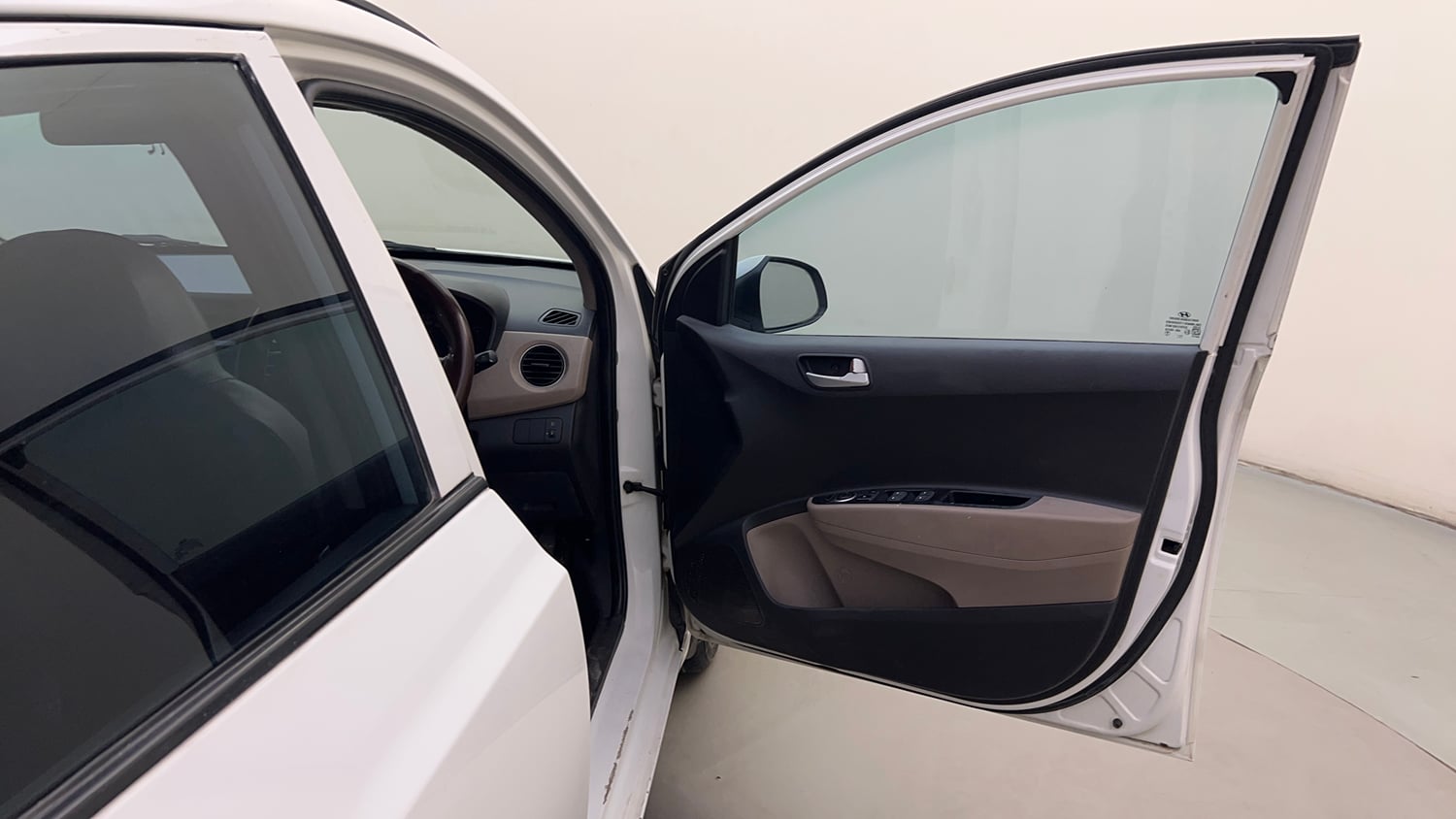 Used 2017 Hyundai Grand i10 Sportz 1.2 Kappa VTVT Petrol Manual interior RIGHT FRONT DOOR OPEN VIEW