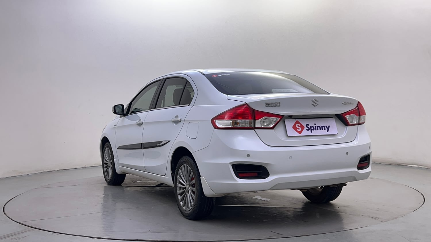 Used 2016 Maruti Suzuki Ciaz ZXI+ Petrol Manual exterior LEFT REAR CORNER VIEW