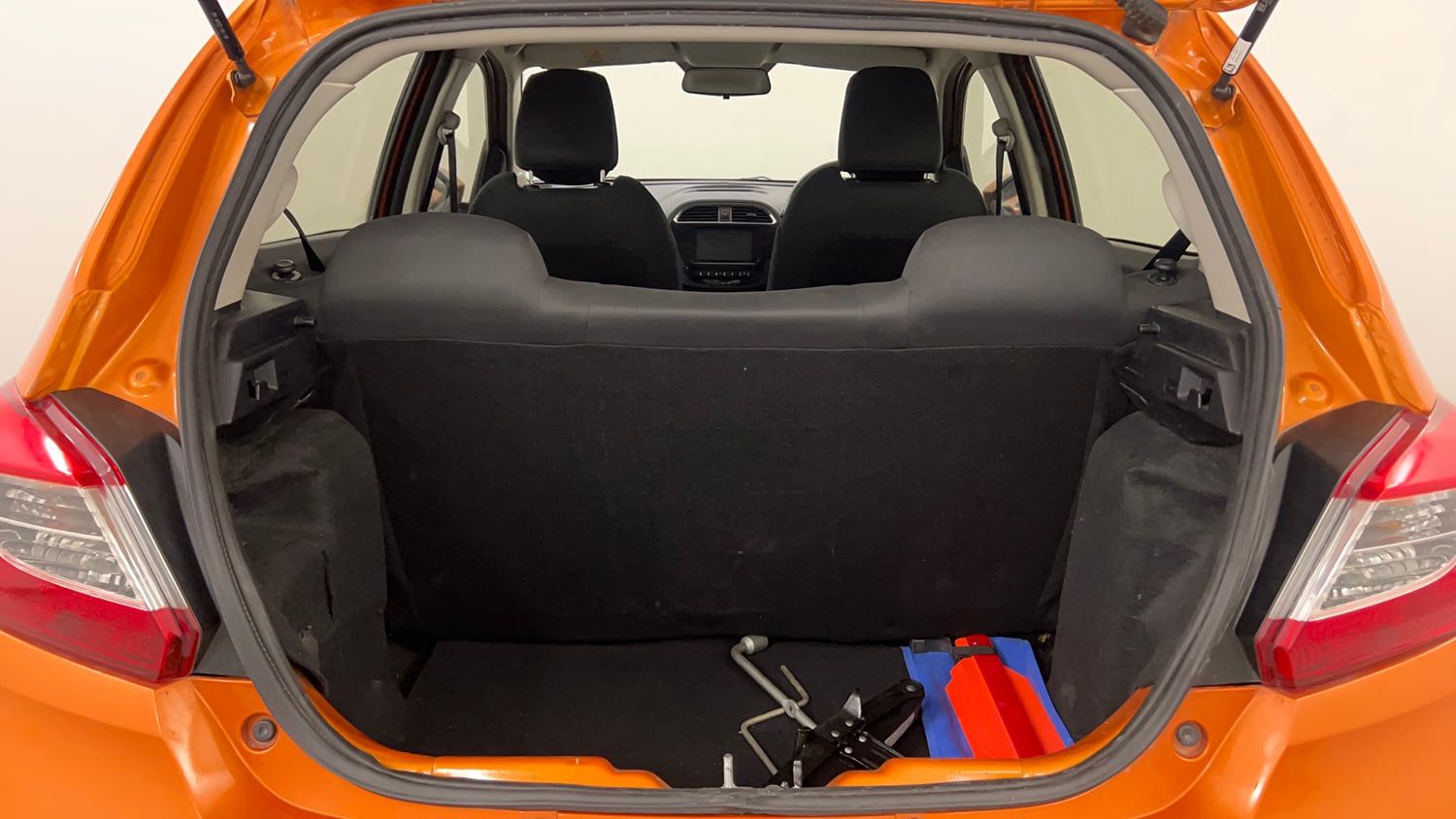 Used 2019 Tata Tiago Revotron XZA Plus Petrol Automatic interior DICKY INSIDE VIEW