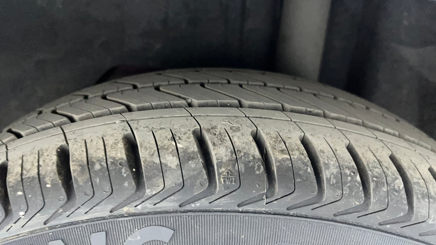 Used 2019 Ford Freestyle Titanium 1.2 Ti-VCT Petrol Manual tyres LEFT REAR TYRE TREAD VIEW