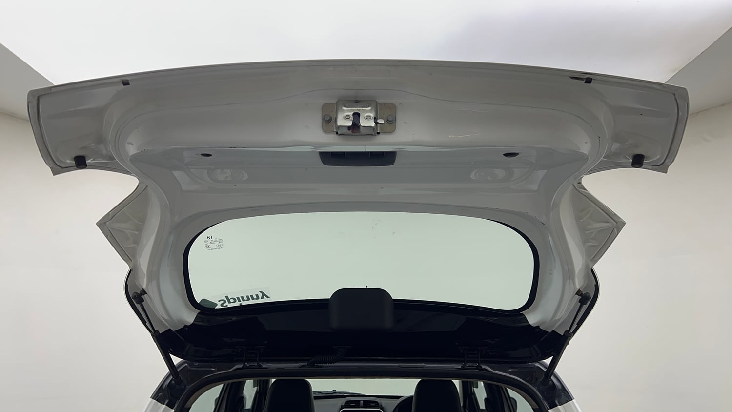 Used 2022 Renault Kwid Climber Dual Tone Petrol Manual interior DICKY DOOR OPEN VIEW