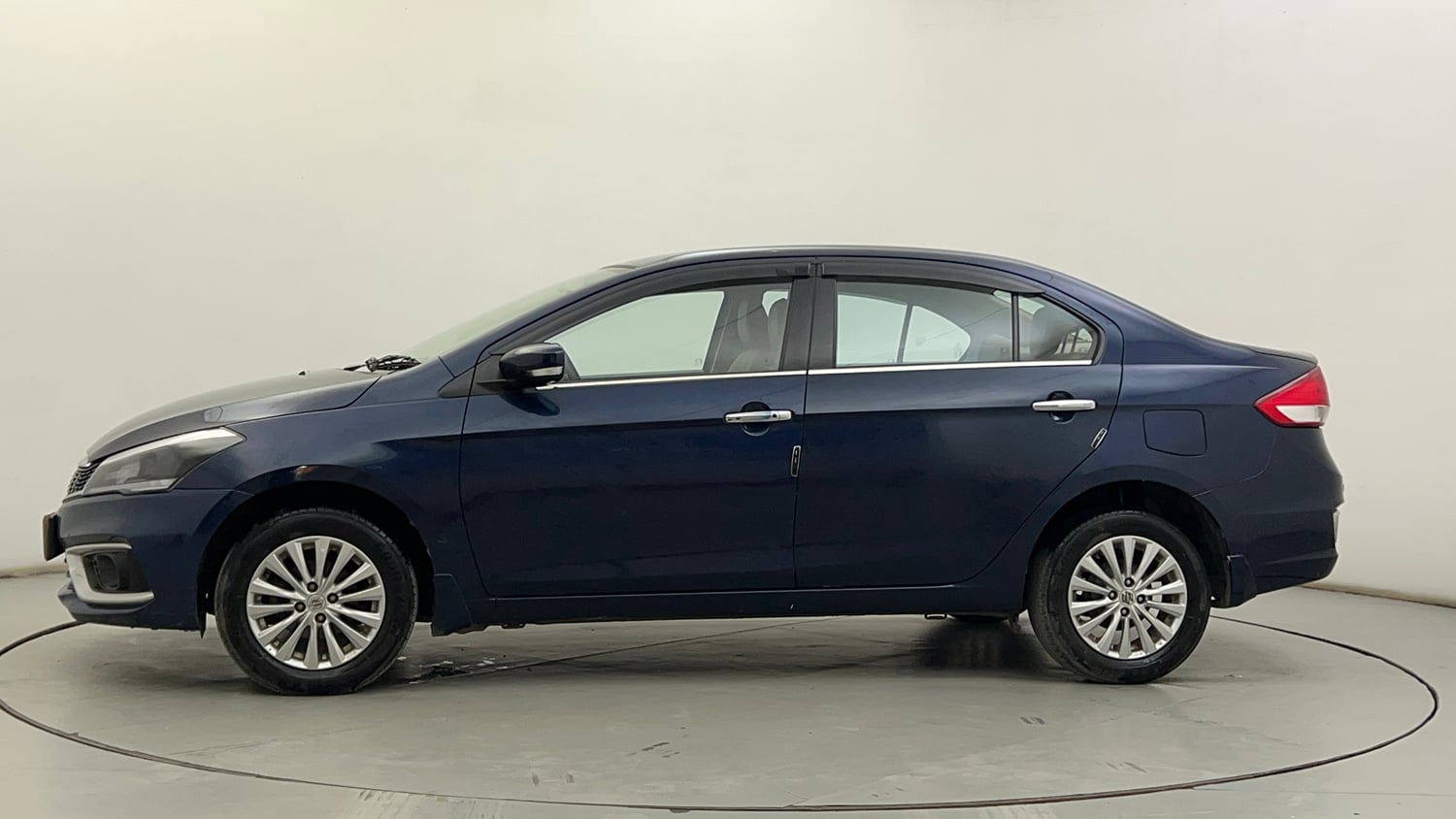 Used 2022 Maruti Suzuki Ciaz Zeta 1.5 Petrol Manual exterior LEFT SIDE VIEW