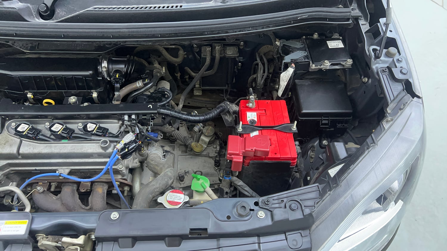 Used 2021 Maruti Suzuki Wagon R 1.0 VXi 1.0 Petrol Manual engine ENGINE LEFT SIDE VIEW