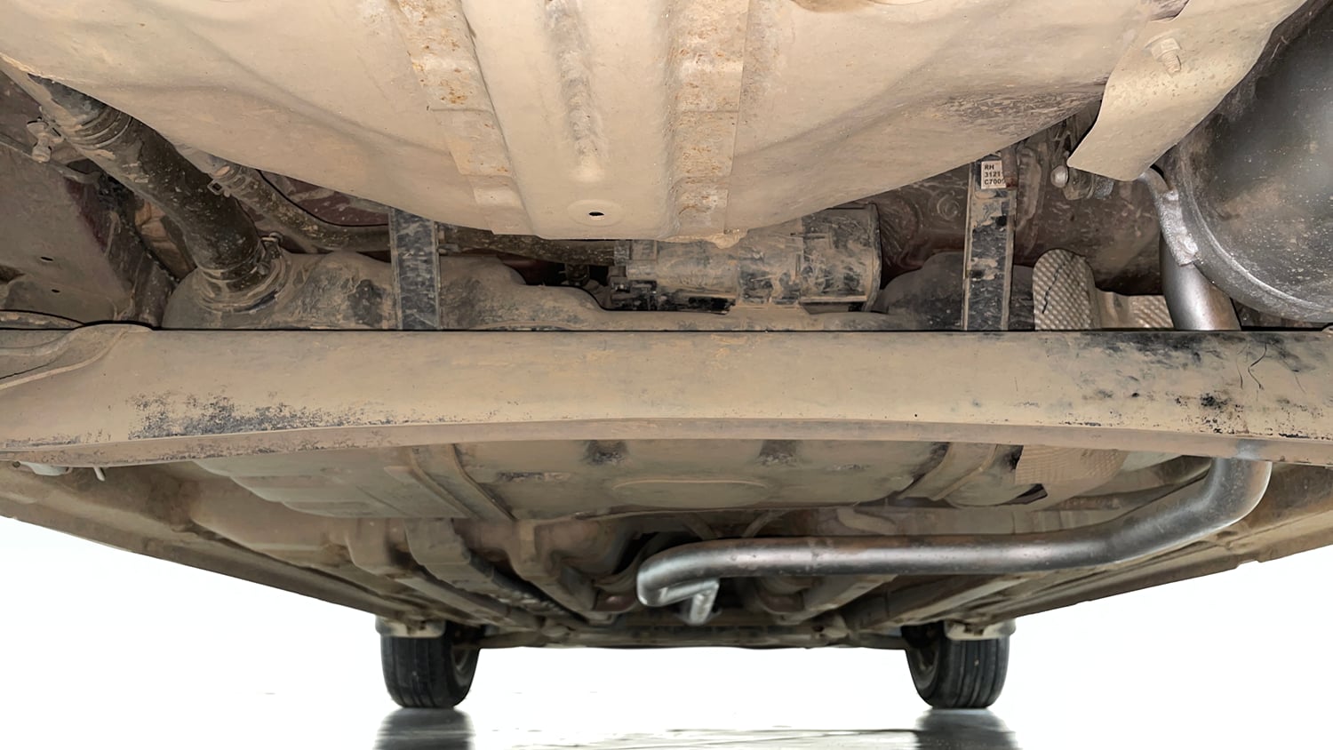 Used 2016 Hyundai Elite i20 Sportz 1.2 Petrol Manual extra REAR UNDERBODY VIEW (TAKEN FROM REAR)