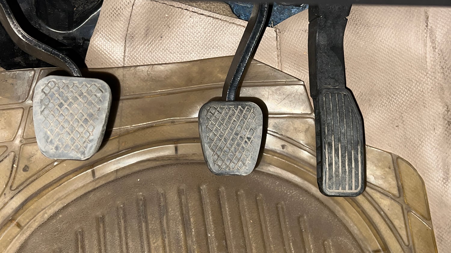 Used 2017 Honda City V Petrol Manual interior PEDALS VIEW