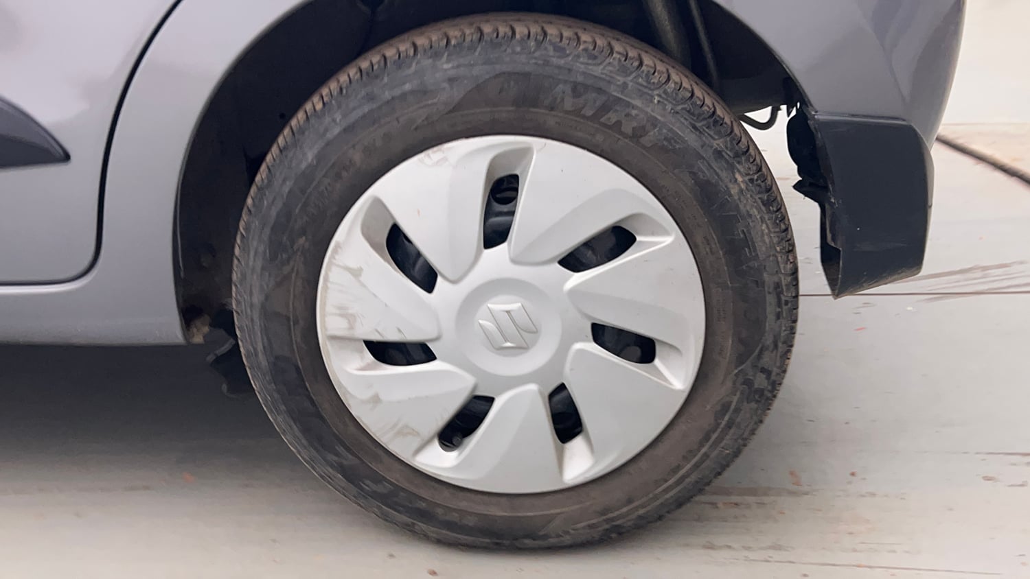 Used 2019 Maruti Suzuki Celerio ZXi (O) AMT Petrol Automatic tyres LEFT REAR TYRE RIM VIEW