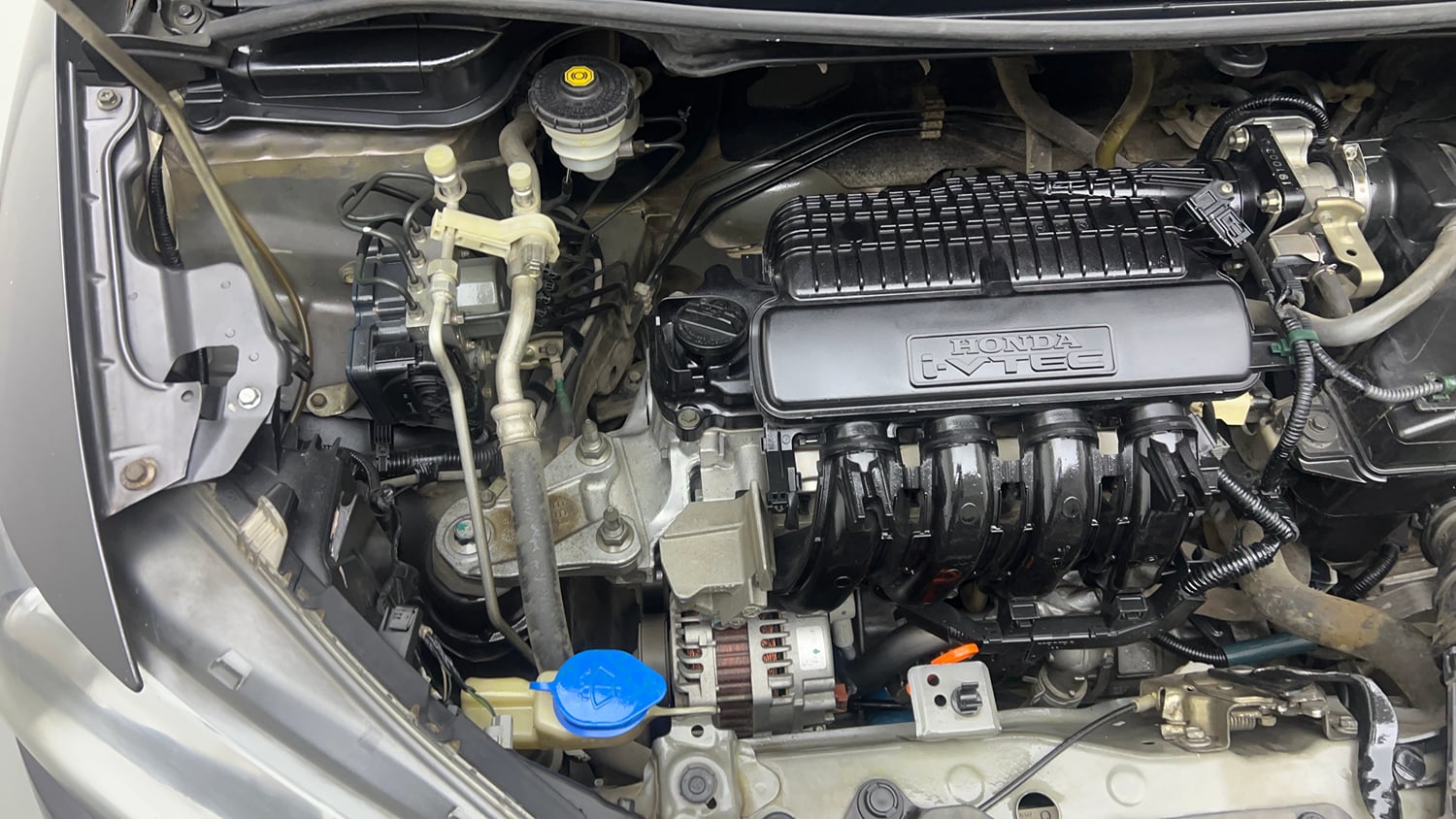 Used 2019 Honda Jazz VX CVT Petrol Petrol Automatic engine ENGINE RIGHT SIDE VIEW