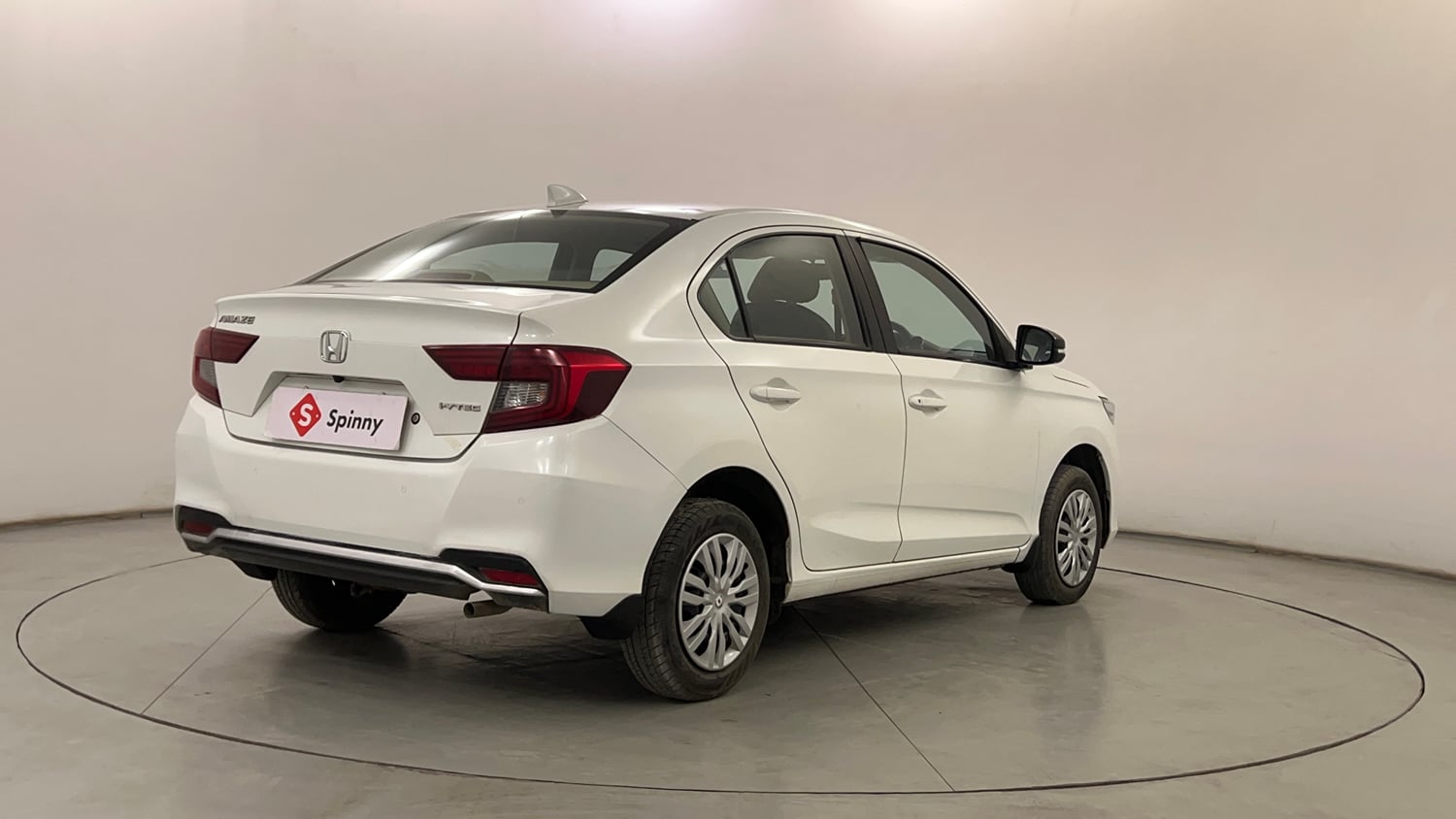 Used 2022 Honda Amaze S CVT 1.2 Petrol Petrol Automatic exterior RIGHT REAR CORNER VIEW