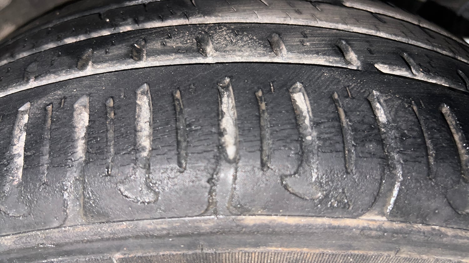 Used 2017 Hyundai Grand i10 Sportz 1.2 Kappa VTVT Petrol Manual tyres LEFT REAR TYRE TREAD VIEW