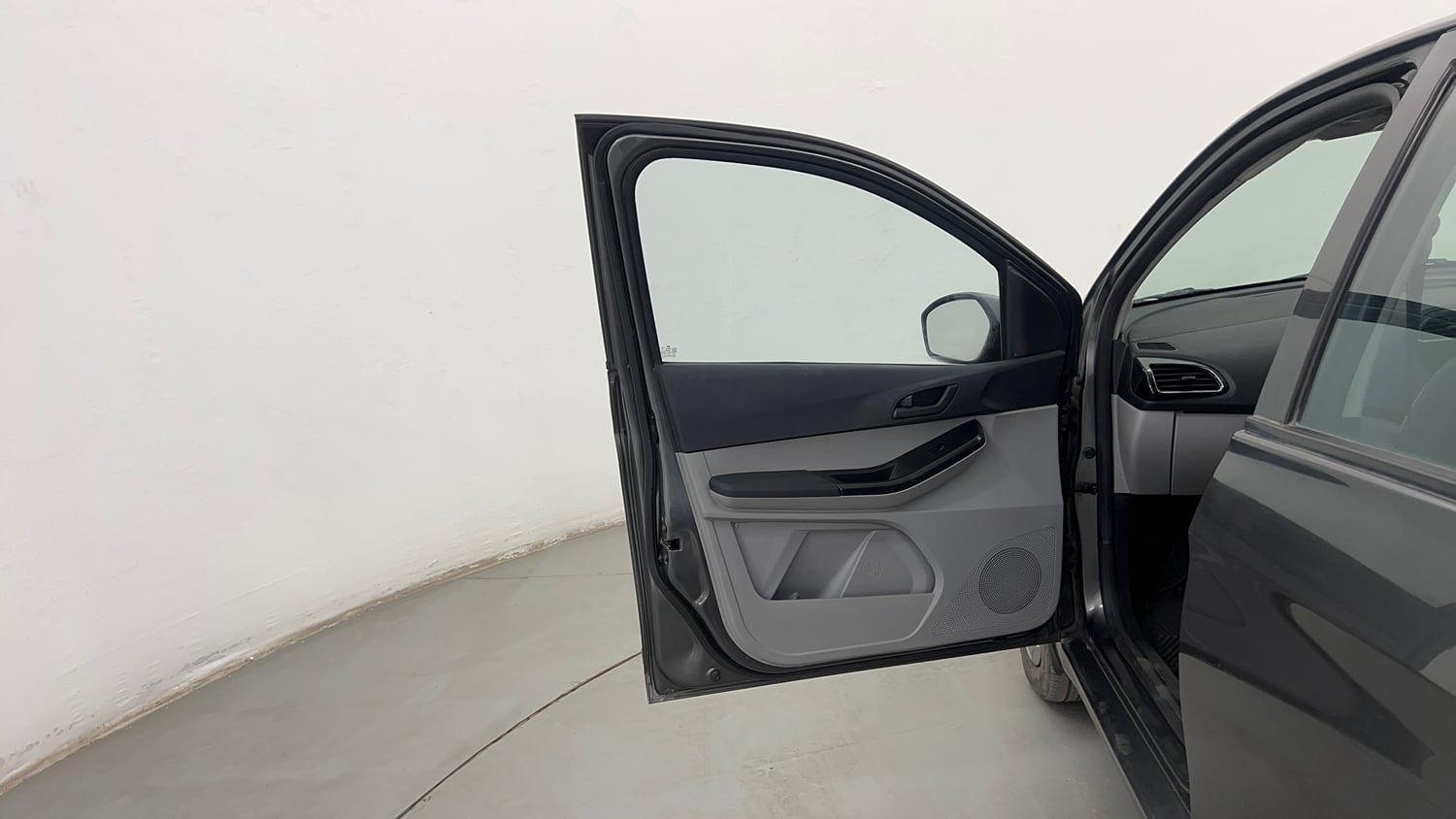 Used 2021 Tata Tiago XT Petrol Manual interior LEFT FRONT DOOR OPEN VIEW