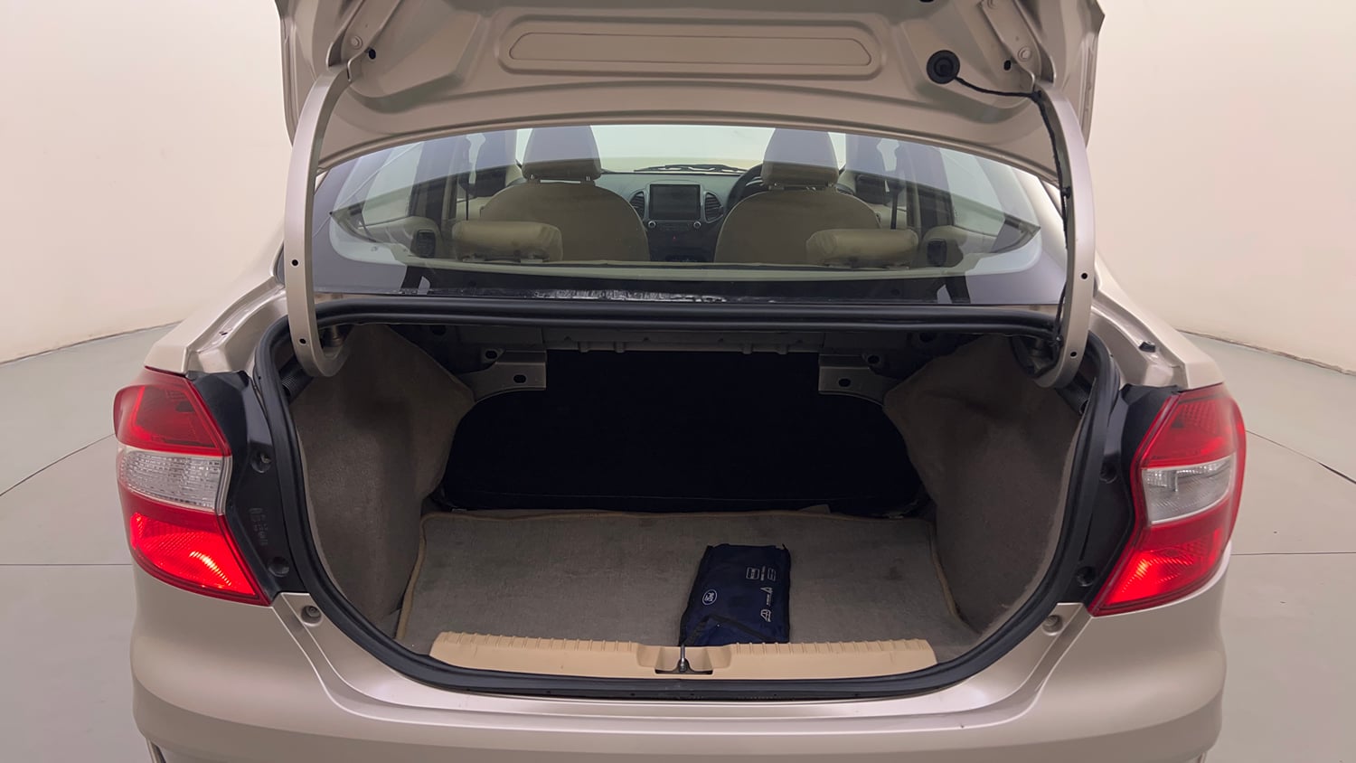 Used 2020 Ford Figo Aspire Titanium1.5 TDCi Diesel Manual interior DICKY INSIDE VIEW