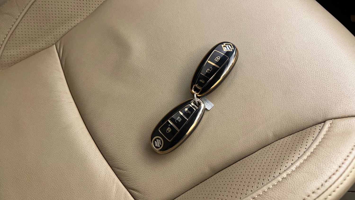 Used 2016 Maruti Suzuki Ciaz ZXI+ Petrol Manual extra CAR KEY VIEW