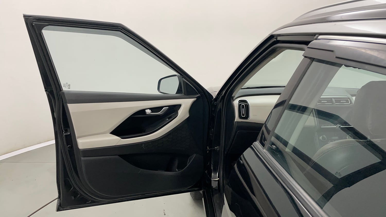 Used 2021 Hyundai Creta SX 1.5 Petrol Petrol Manual interior LEFT FRONT DOOR OPEN VIEW