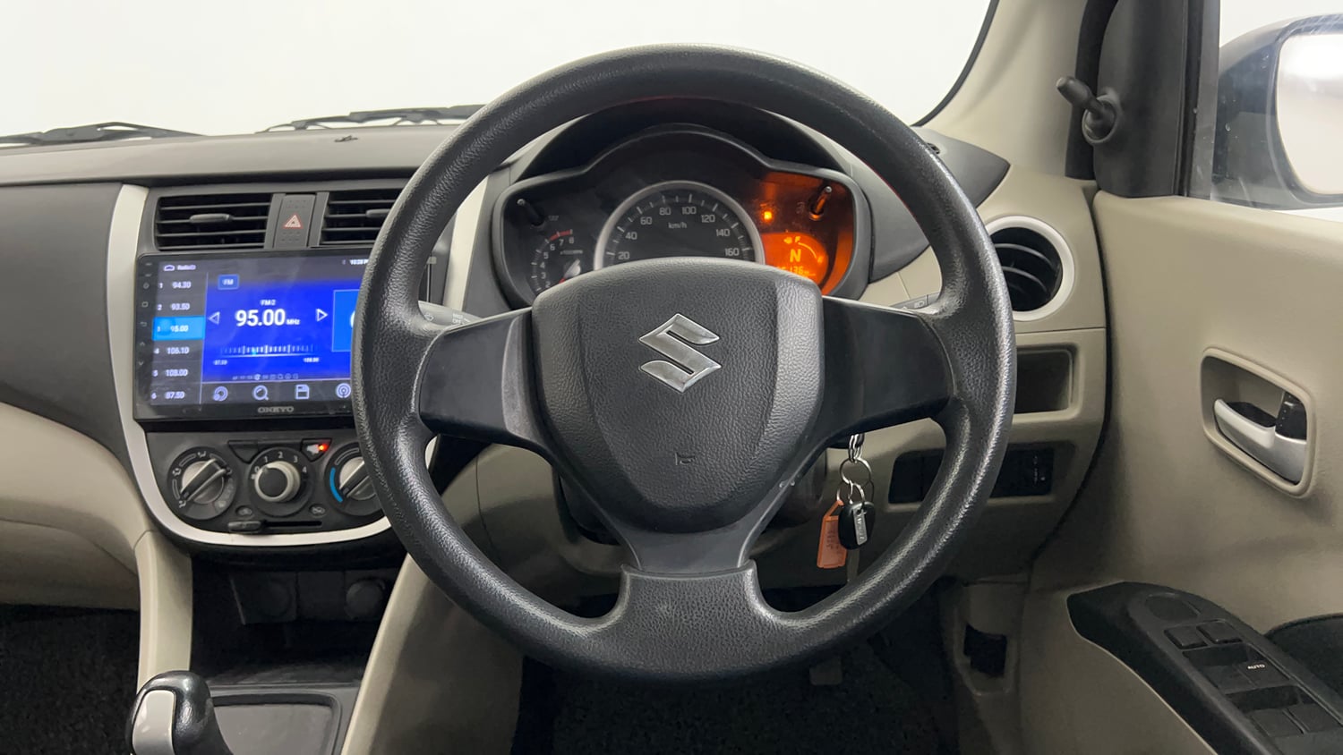 Used 2015 Maruti Suzuki Celerio VXi AMT Petrol Automatic interior STEERING VIEW