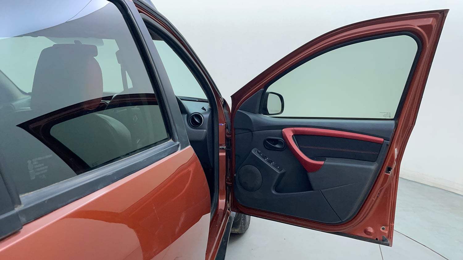 Used 2016 Renault Duster 85 PS RXS 4X2 MT Diesel Diesel Manual interior RIGHT FRONT DOOR OPEN VIEW