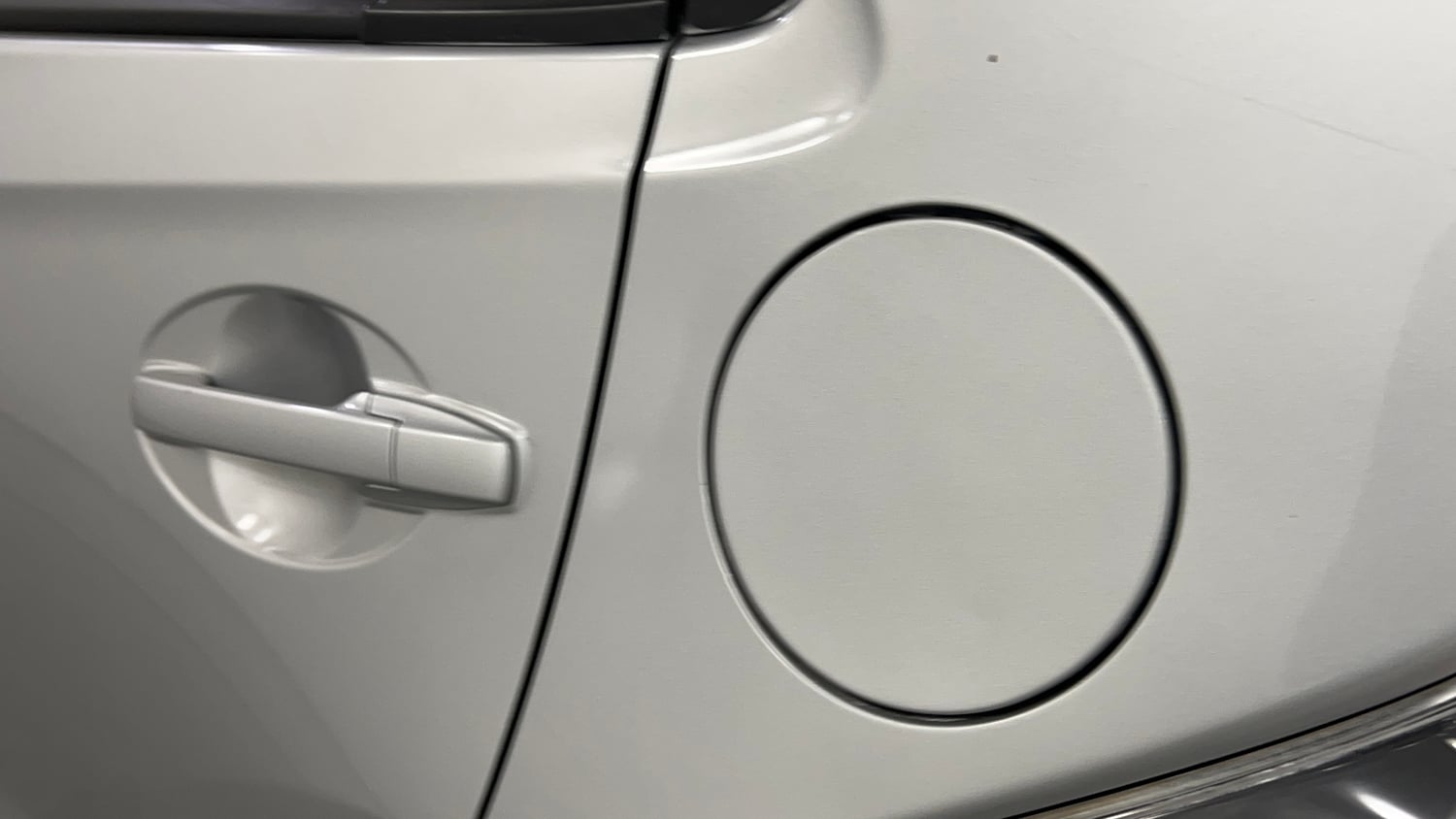 Used 2014 Honda Brio S MT Petrol Manual dents MINOR SCRATCH