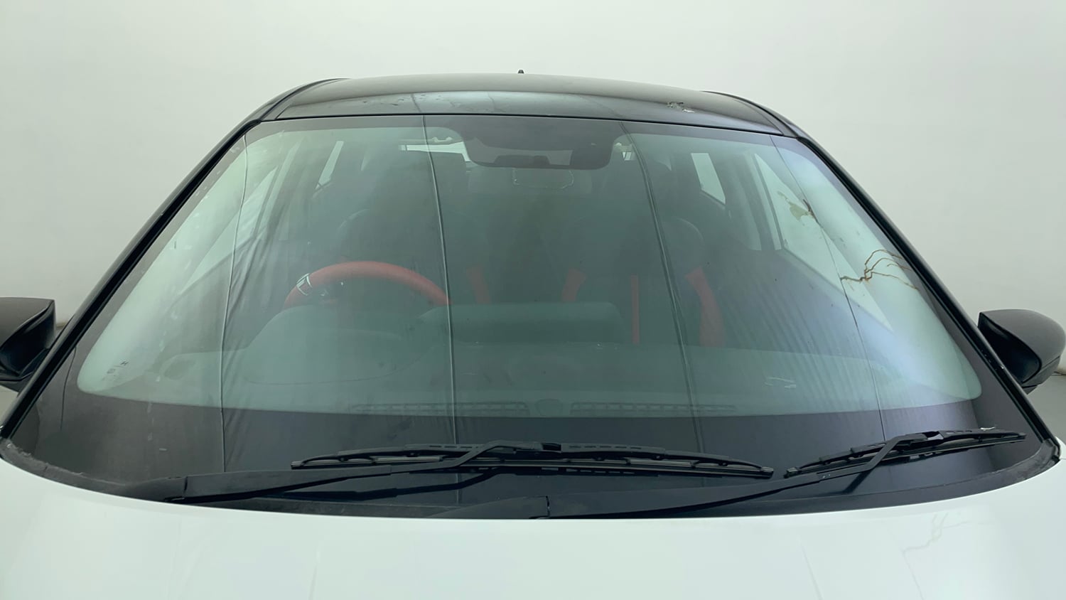 Used 2023 Hyundai i20 Sportz 1.2 MT Dual Tone Petrol Manual exterior FRONT WINDSHIELD VIEW
