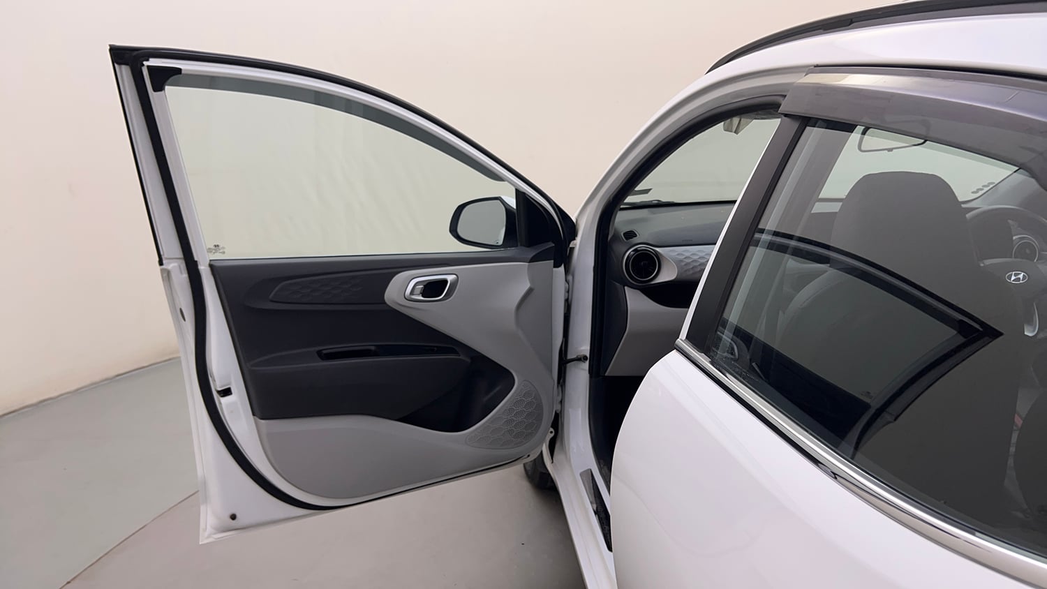 Used 2022 Hyundai Grand i10 Nios Sportz 1.2 Kappa VTVT Petrol Manual interior LEFT FRONT DOOR OPEN VIEW