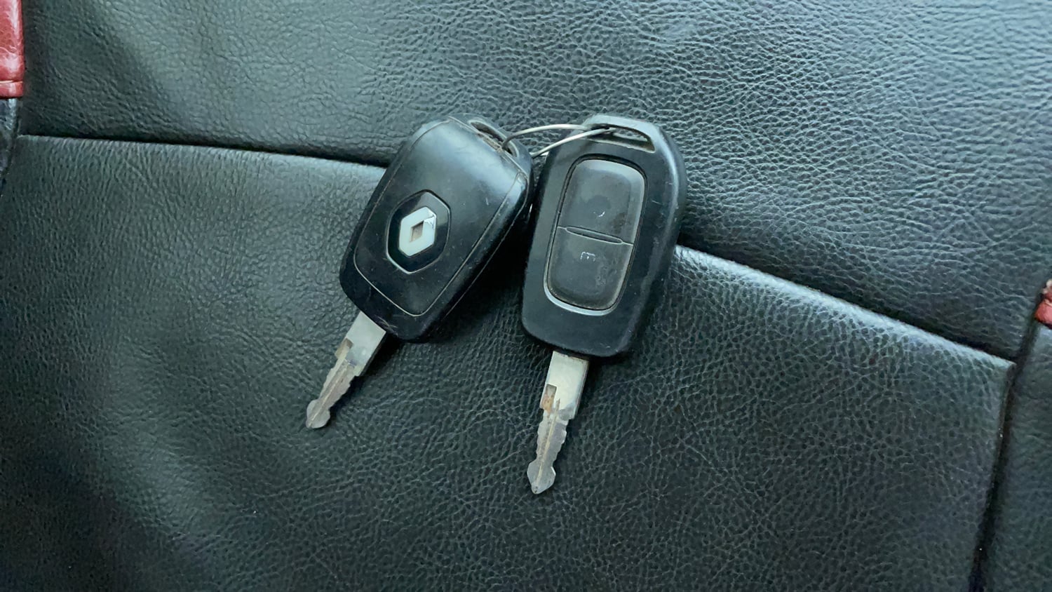 Used 2016 Renault Duster 85 PS RXS 4X2 MT Diesel Diesel Manual extra CAR KEY VIEW