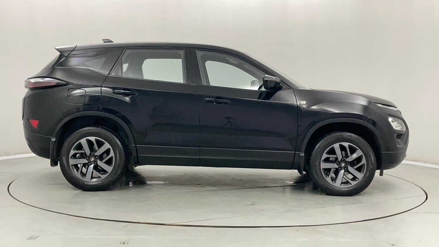 Used 2024 Tata Harrier XZA Plus (O) Dark Edition Diesel Automatic exterior RIGHT SIDE VIEW