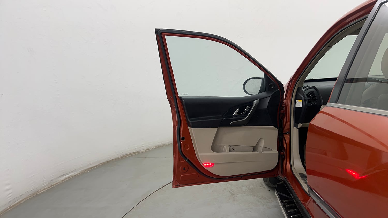 Used 2016 Mahindra XUV500 W10 AT Diesel Automatic interior LEFT FRONT DOOR OPEN VIEW