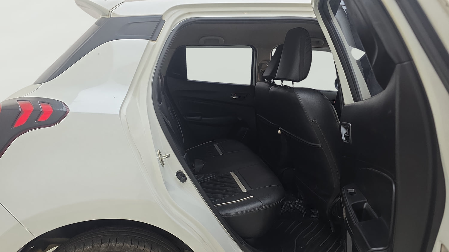 Used 2018 Maruti Suzuki Swift VDi Diesel Manual interior RIGHT SIDE REAR DOOR CABIN VIEW