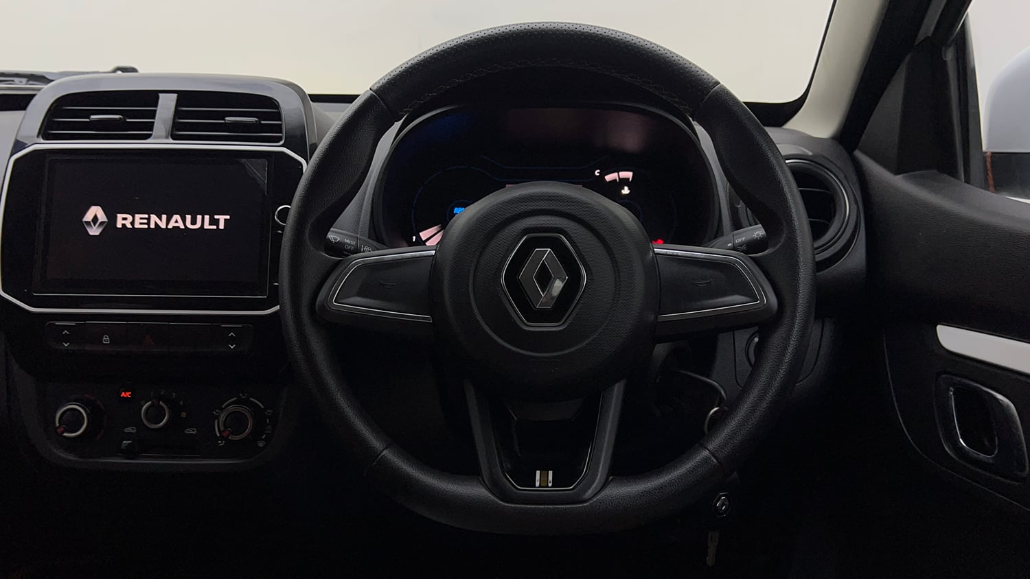 Used 2022 Renault Kwid Climber Dual Tone Petrol Manual interior STEERING VIEW