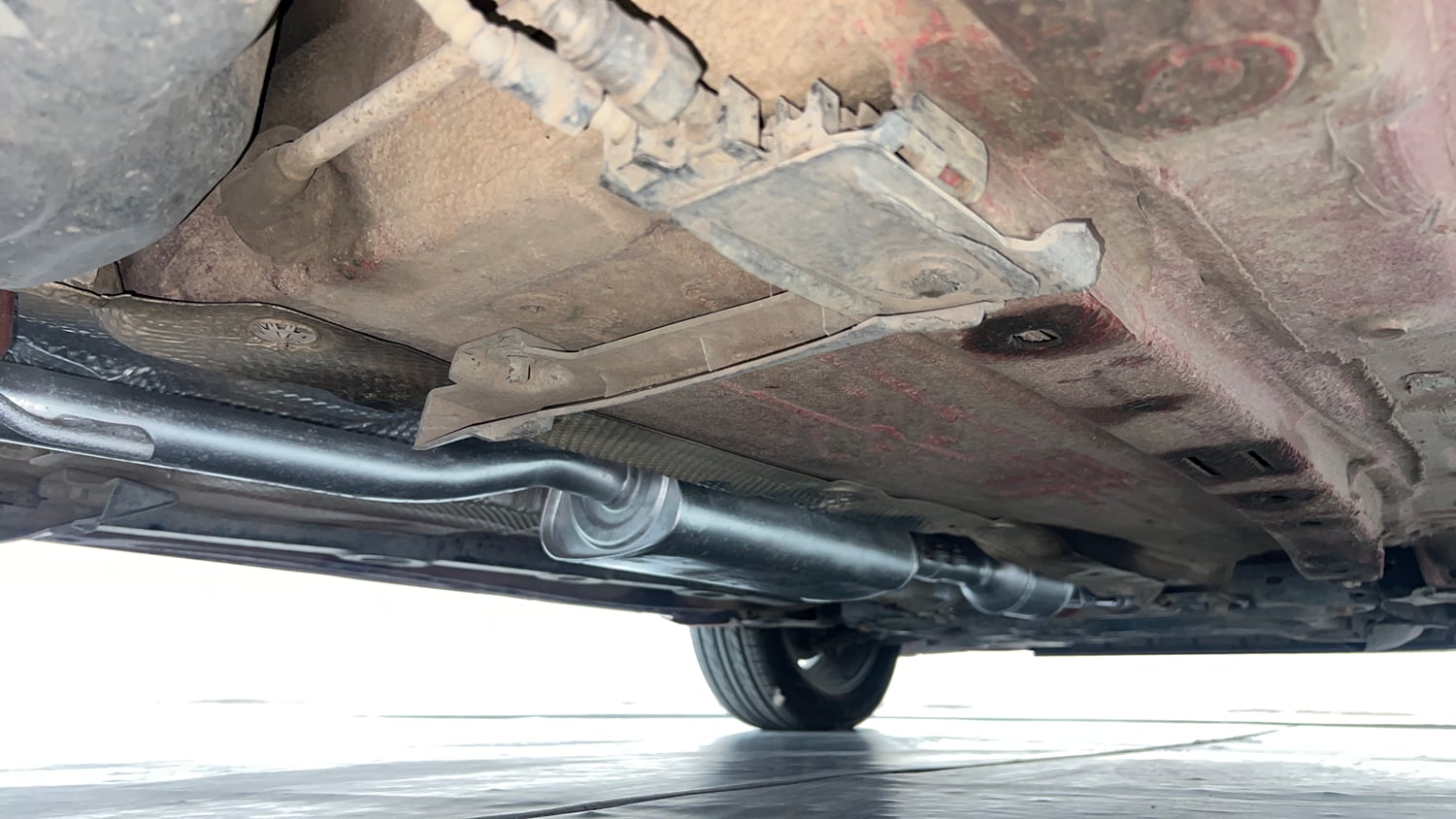 Used 2022 Skoda Slavia Style 1.0L TSI AT Petrol Automatic extra REAR RIGHT UNDERBODY VIEW