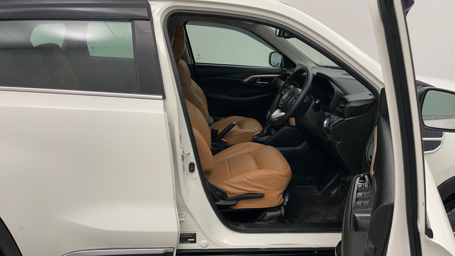 Used 2024 Maruti Suzuki Grand Vitara Zeta Plus Intelligent Hybrid eCVT Hybrid Automatic interior RIGHT SIDE FRONT DOOR CABIN VIEW