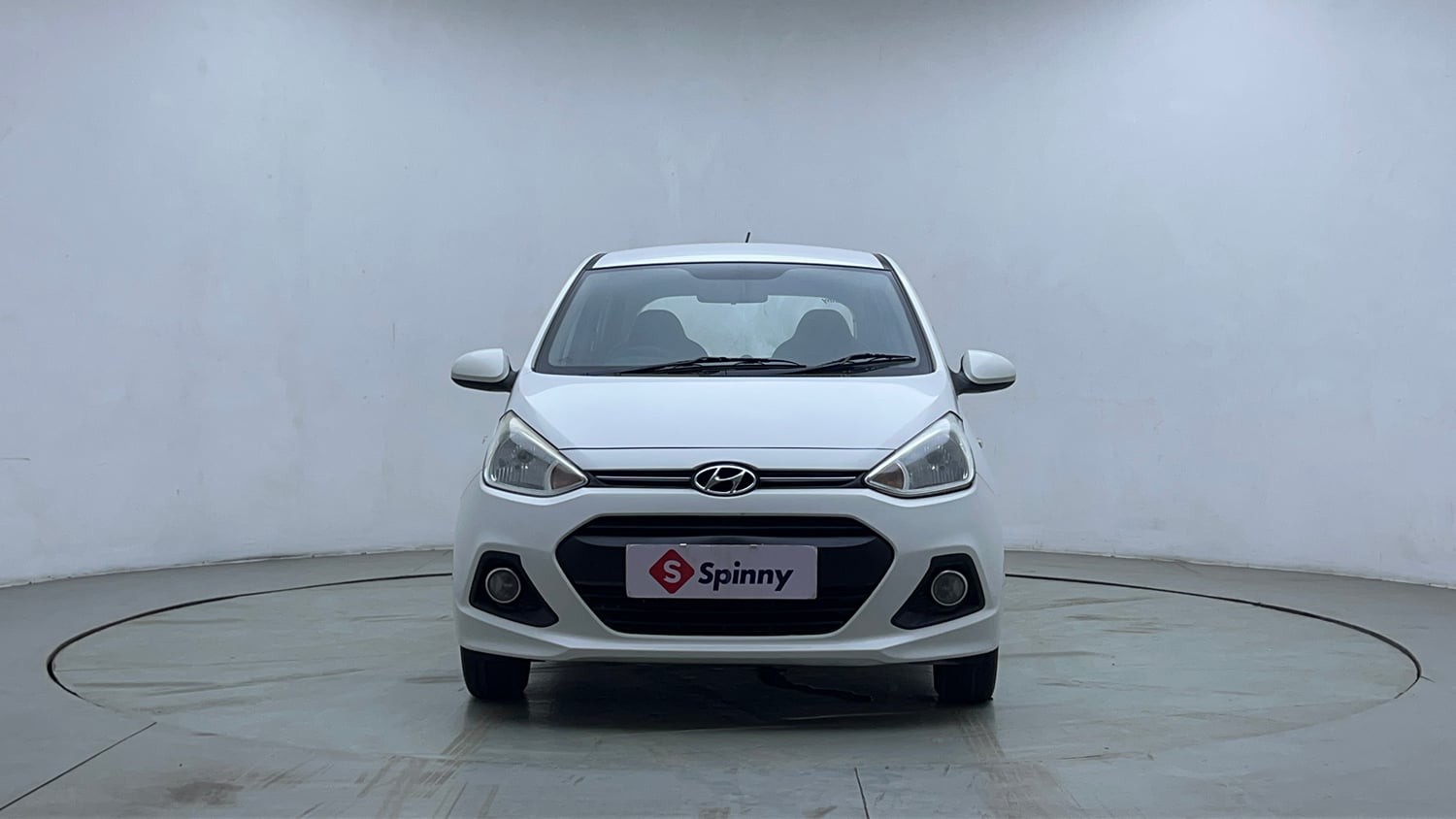 Used 2013 Hyundai Grand i10 Magna 1.2 Kappa VTVT Petrol Manual exterior FRONT VIEW